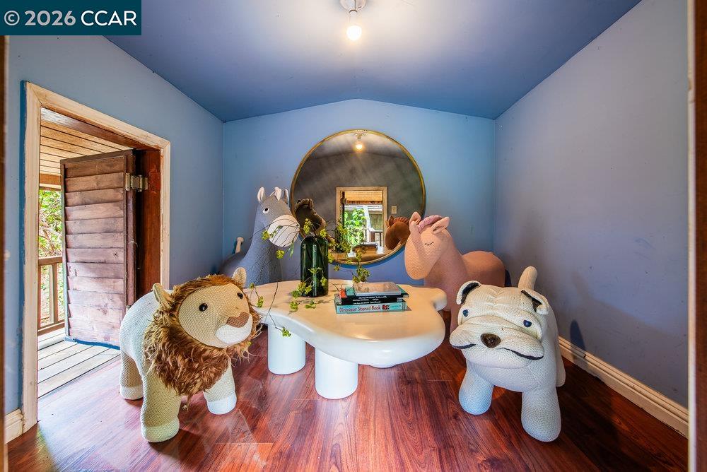 Detail Gallery Image 42 of 60 For 1 Scenic Lane, Lafayette,  CA 94549 - 4 Beds | 3 Baths