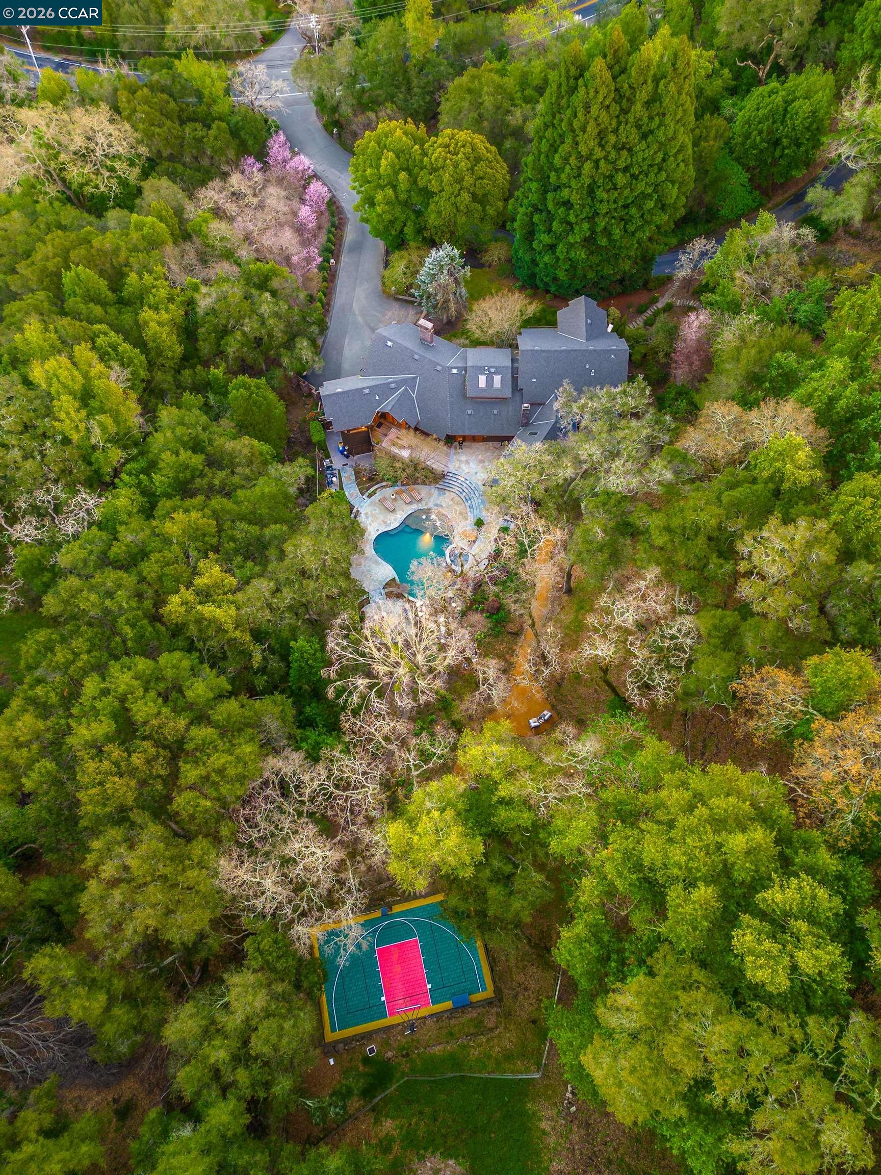 Detail Gallery Image 56 of 60 For 1 Scenic Lane, Lafayette,  CA 94549 - 4 Beds | 3 Baths