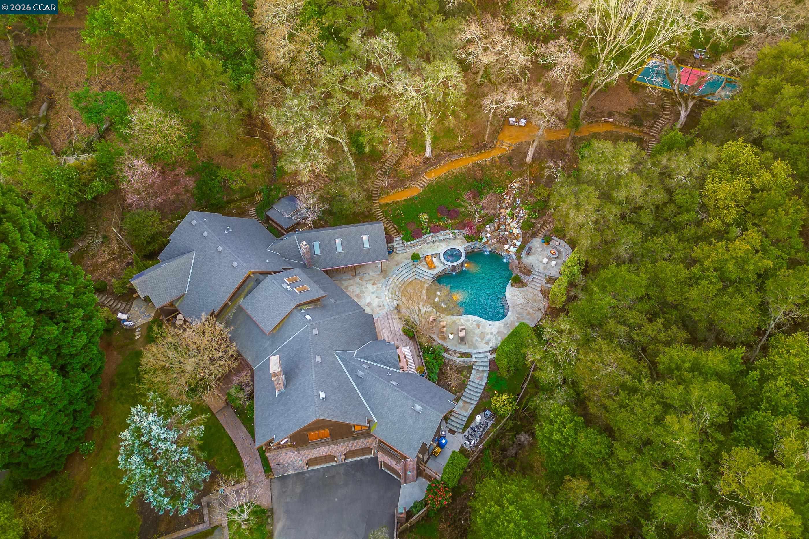 Detail Gallery Image 59 of 60 For 1 Scenic Lane, Lafayette,  CA 94549 - 4 Beds | 3 Baths