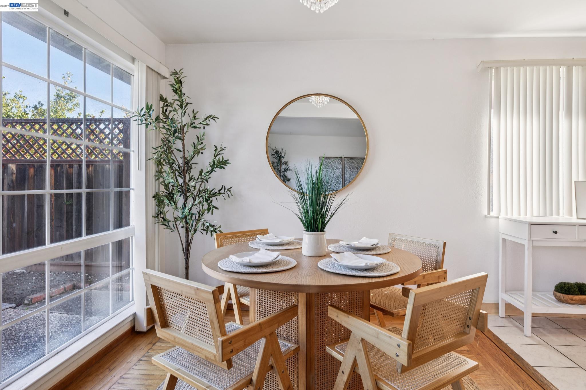 Detail Gallery Image 12 of 59 For 23719 Nevada Rd, Hayward,  CA 94541 - 3 Beds | 2 Baths