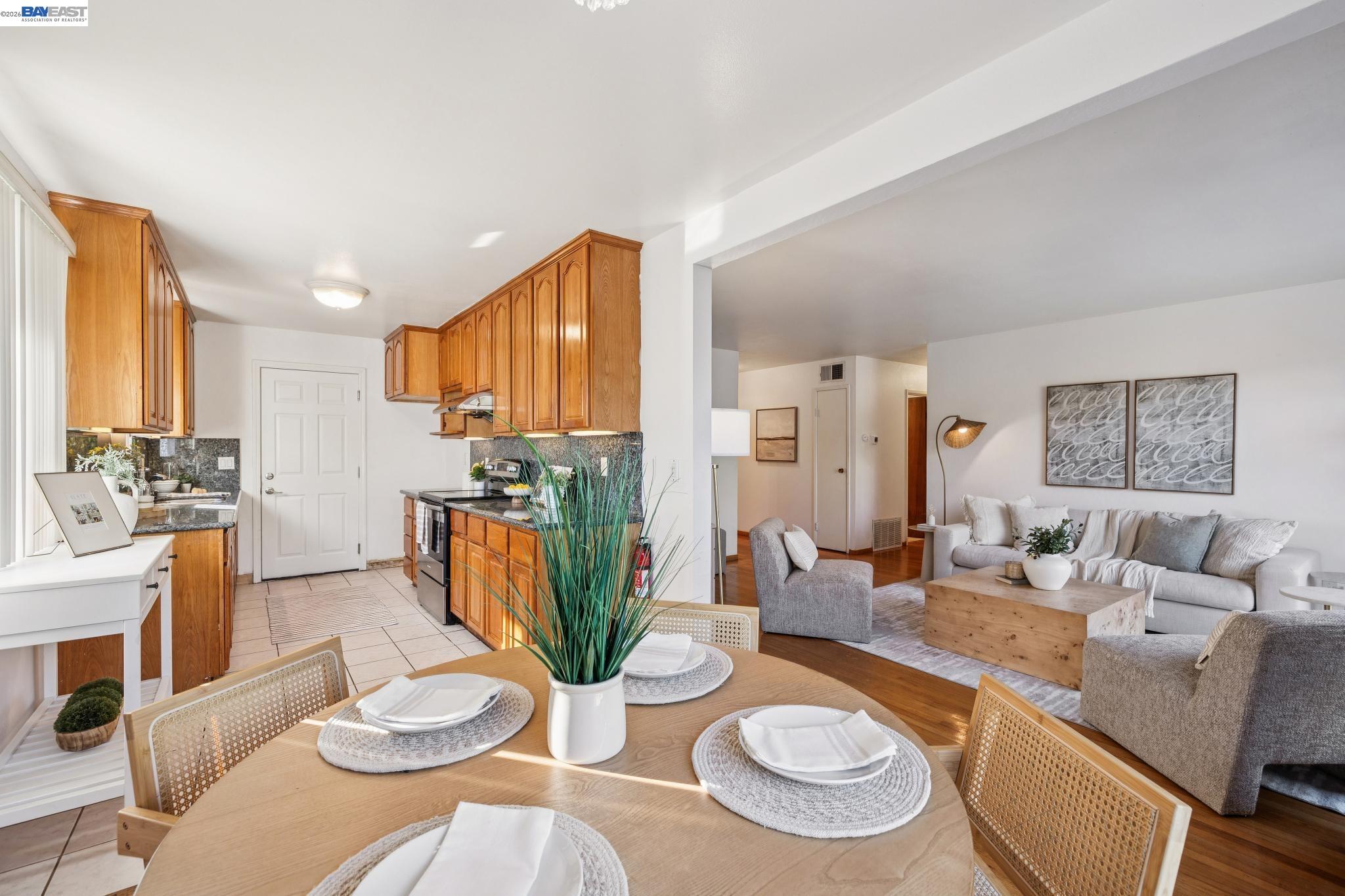 Detail Gallery Image 15 of 59 For 23719 Nevada Rd, Hayward,  CA 94541 - 3 Beds | 2 Baths