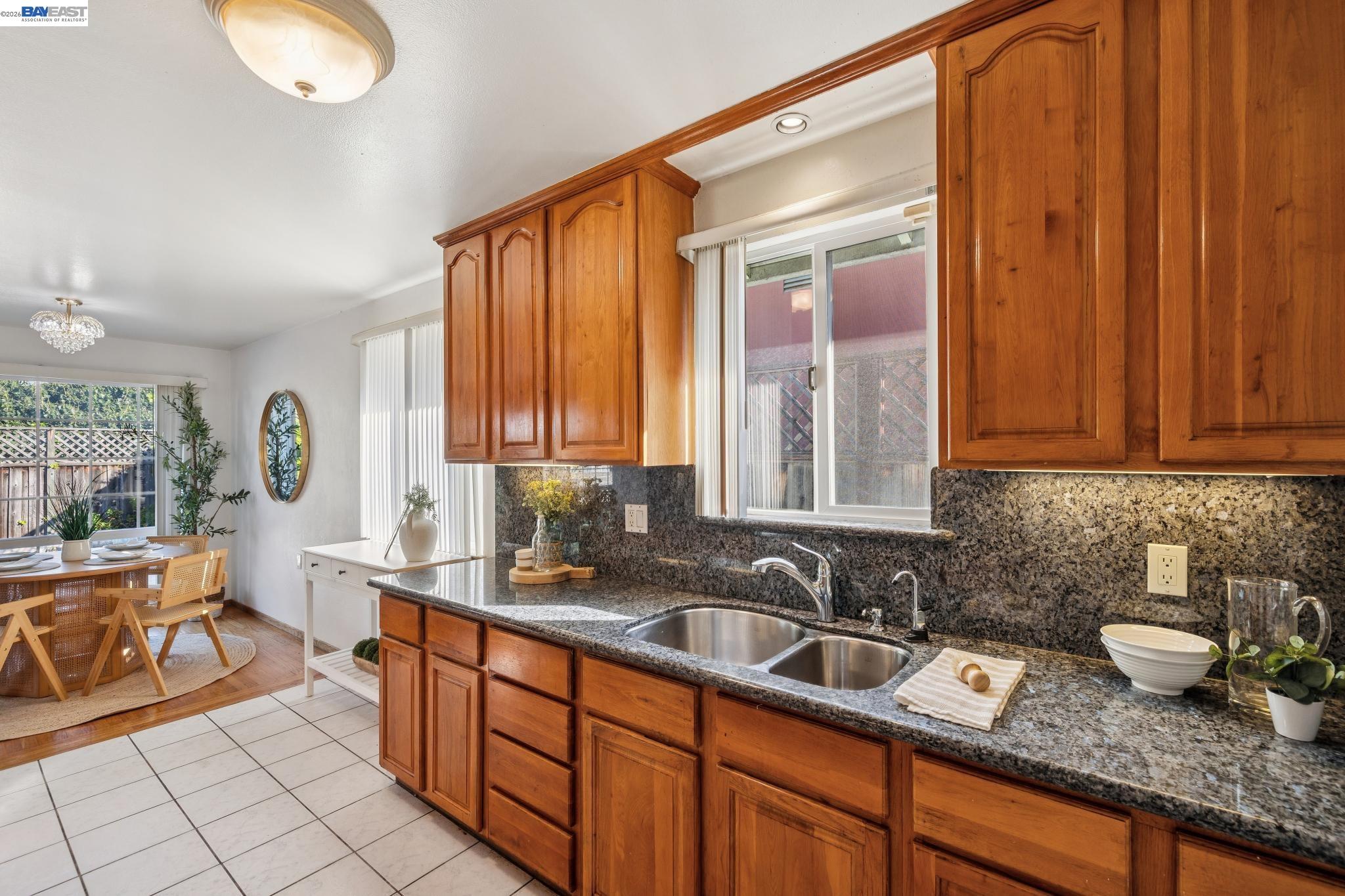 Detail Gallery Image 19 of 59 For 23719 Nevada Rd, Hayward,  CA 94541 - 3 Beds | 2 Baths