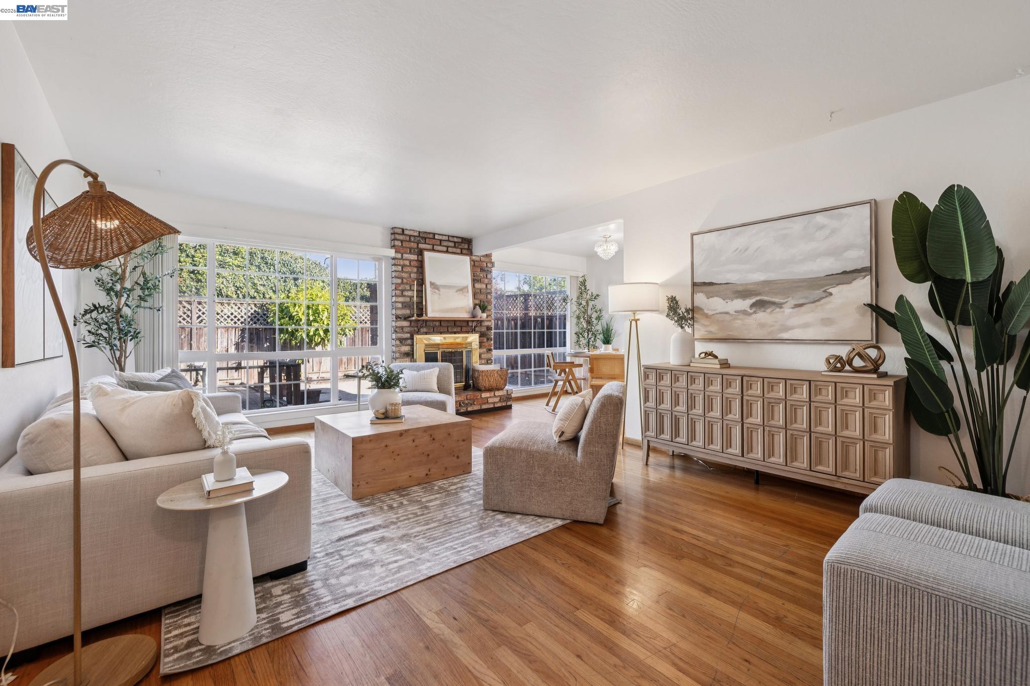 Detail Gallery Image 3 of 59 For 23719 Nevada Rd, Hayward,  CA 94541 - 3 Beds | 2 Baths