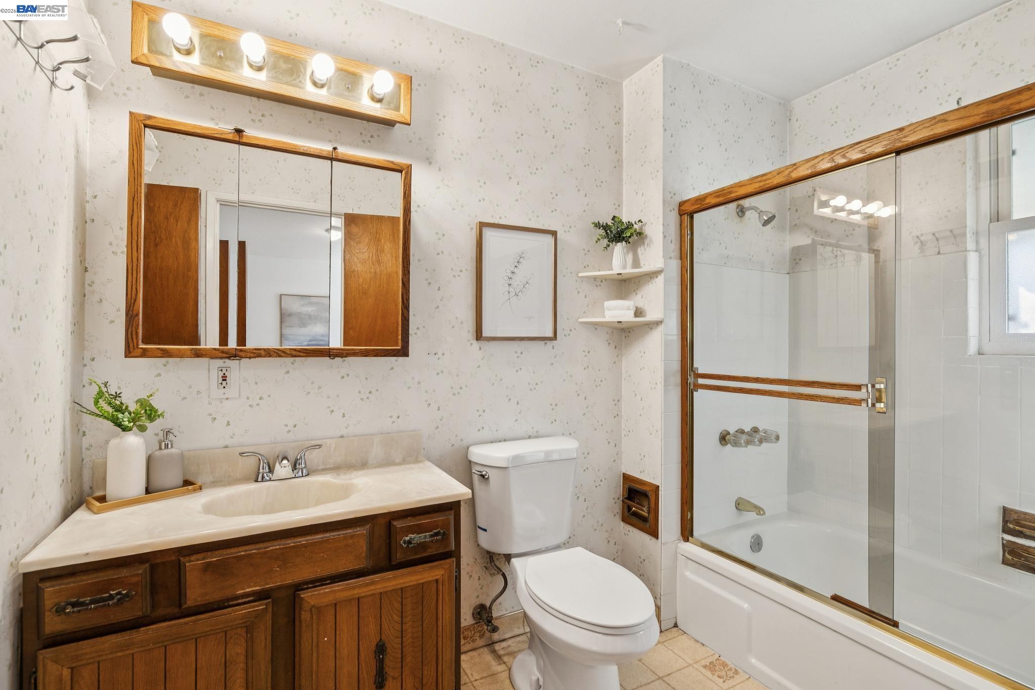 Detail Gallery Image 30 of 59 For 23719 Nevada Rd, Hayward,  CA 94541 - 3 Beds | 2 Baths