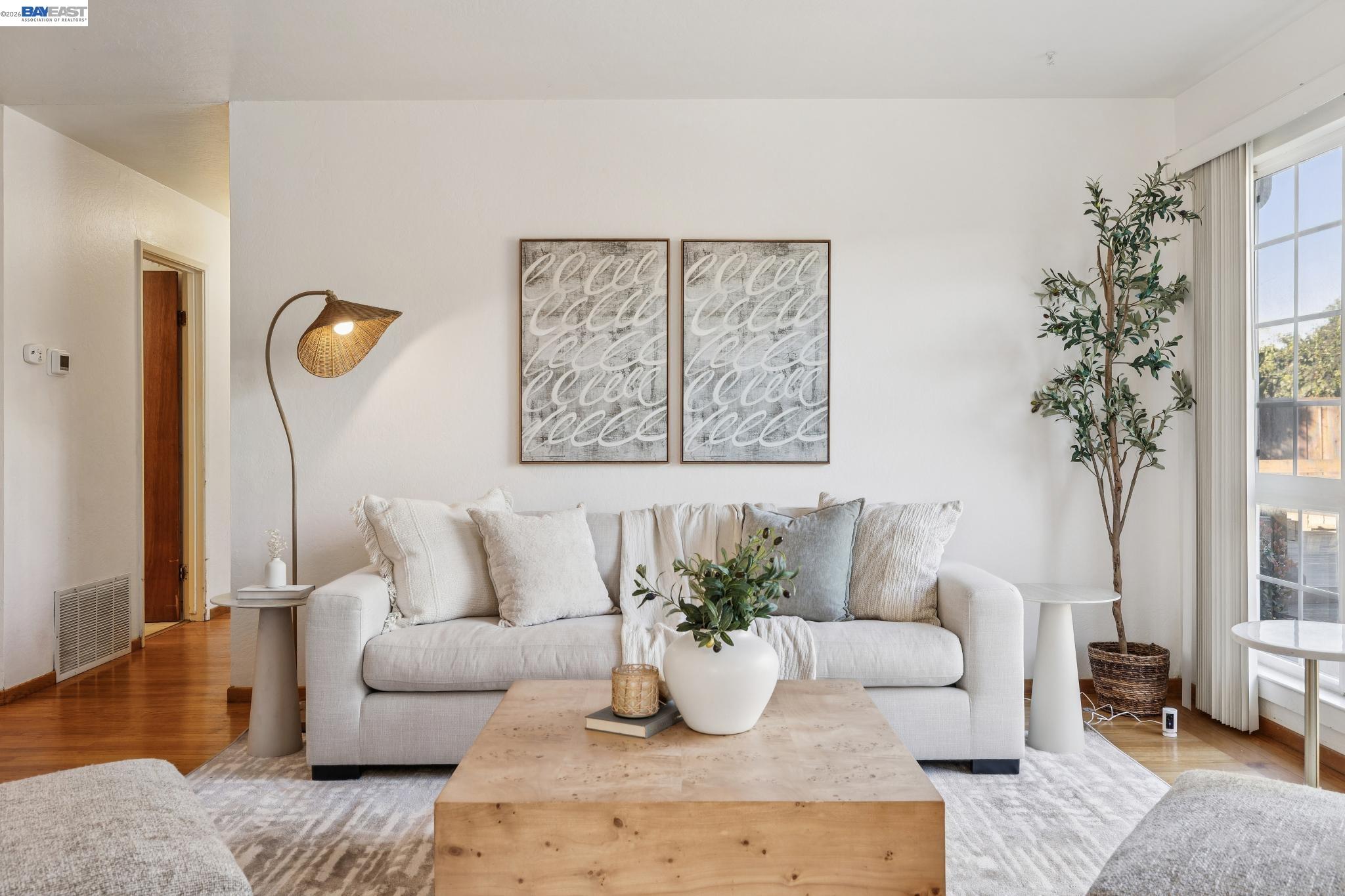 Detail Gallery Image 7 of 59 For 23719 Nevada Rd, Hayward,  CA 94541 - 3 Beds | 2 Baths