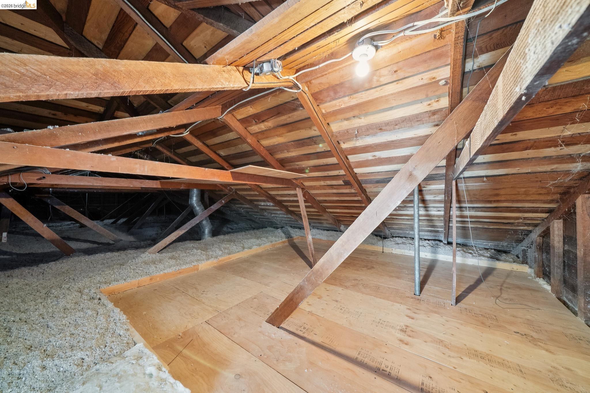 Detail Gallery Image 29 of 60 For 3862 Lyman Rd, Oakland,  CA 94602 - 3 Beds | 1 Baths