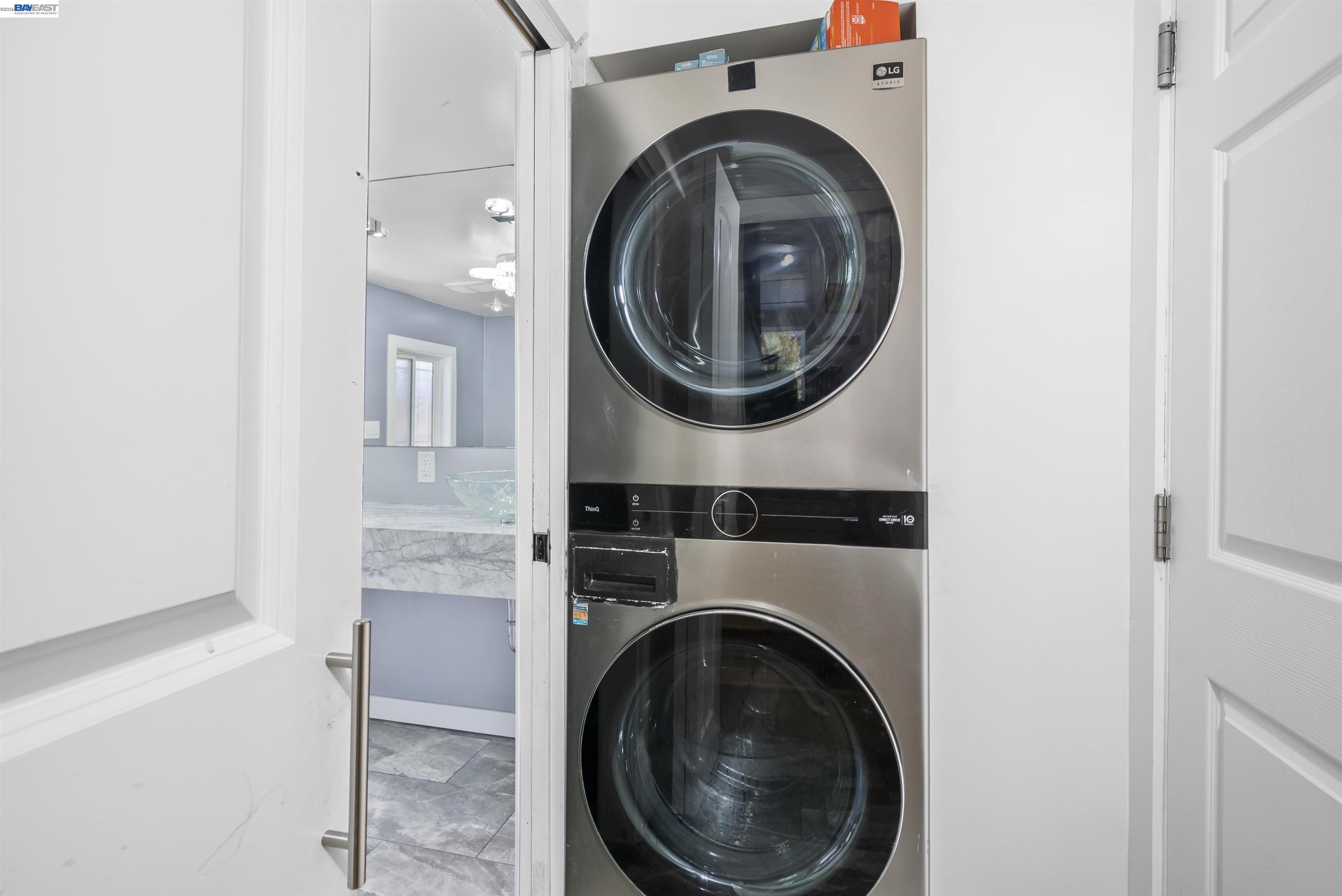 Detail Gallery Image 6 of 14 For 24849 2nd St, Hayward,  CA 94541 - 3 Beds | 2 Baths