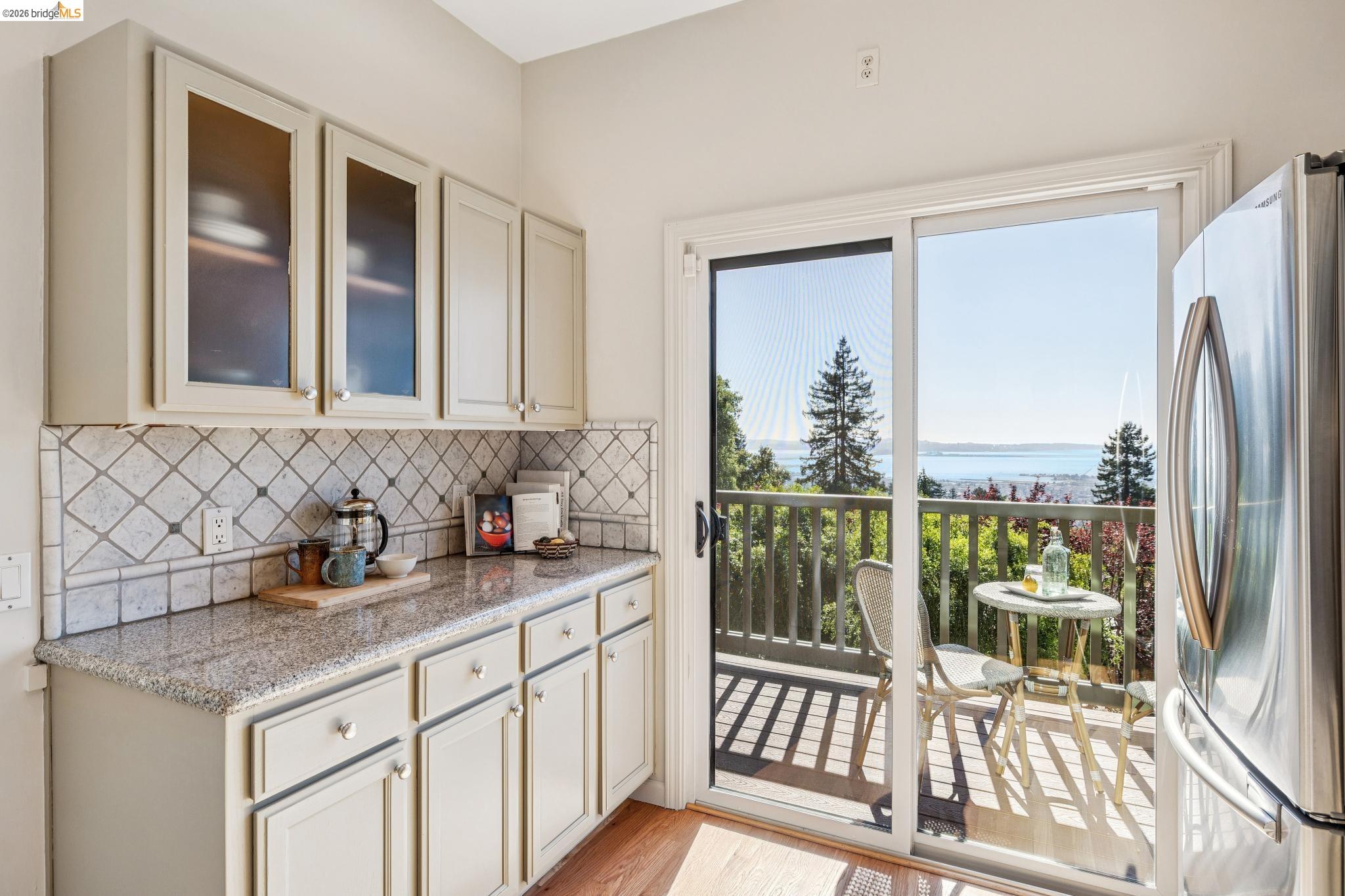 Detail Gallery Image 28 of 58 For 1221 Grizzly Peak Blvd, Berkeley,  CA 94708 - 4 Beds | 3/1 Baths