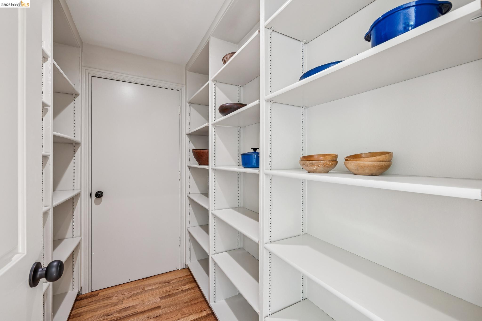 Detail Gallery Image 34 of 60 For 1221 Grizzly Peak Blvd, Berkeley,  CA 94708 - 4 Beds | 3/1 Baths