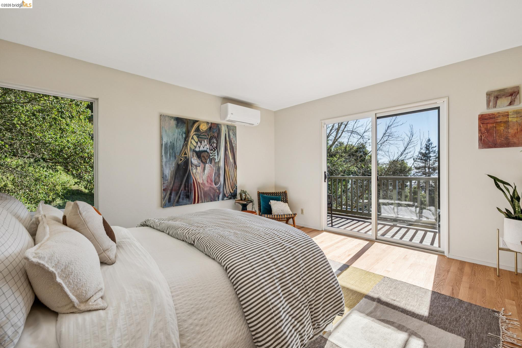 Detail Gallery Image 39 of 60 For 1221 Grizzly Peak Blvd, Berkeley,  CA 94708 - 4 Beds | 3/1 Baths