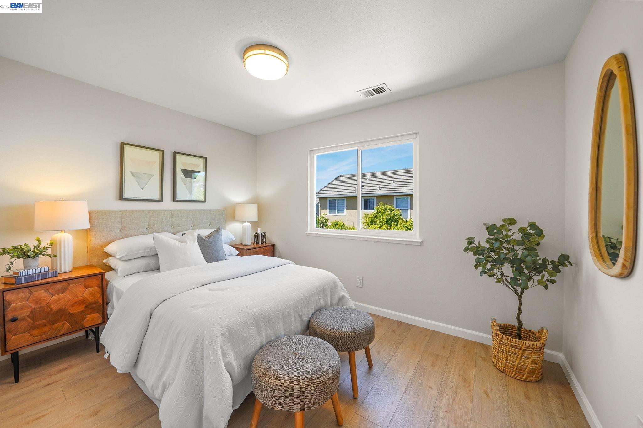 Detail Gallery Image 19 of 35 For 357 Sunnyslope Dr, Fremont,  CA 94536 - 3 Beds | 2/1 Baths