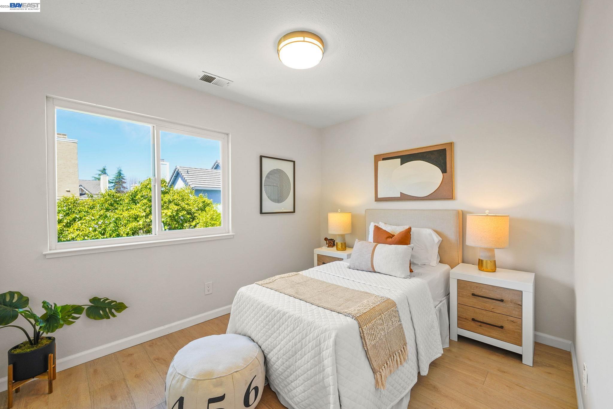 Detail Gallery Image 20 of 35 For 357 Sunnyslope Dr, Fremont,  CA 94536 - 3 Beds | 2/1 Baths