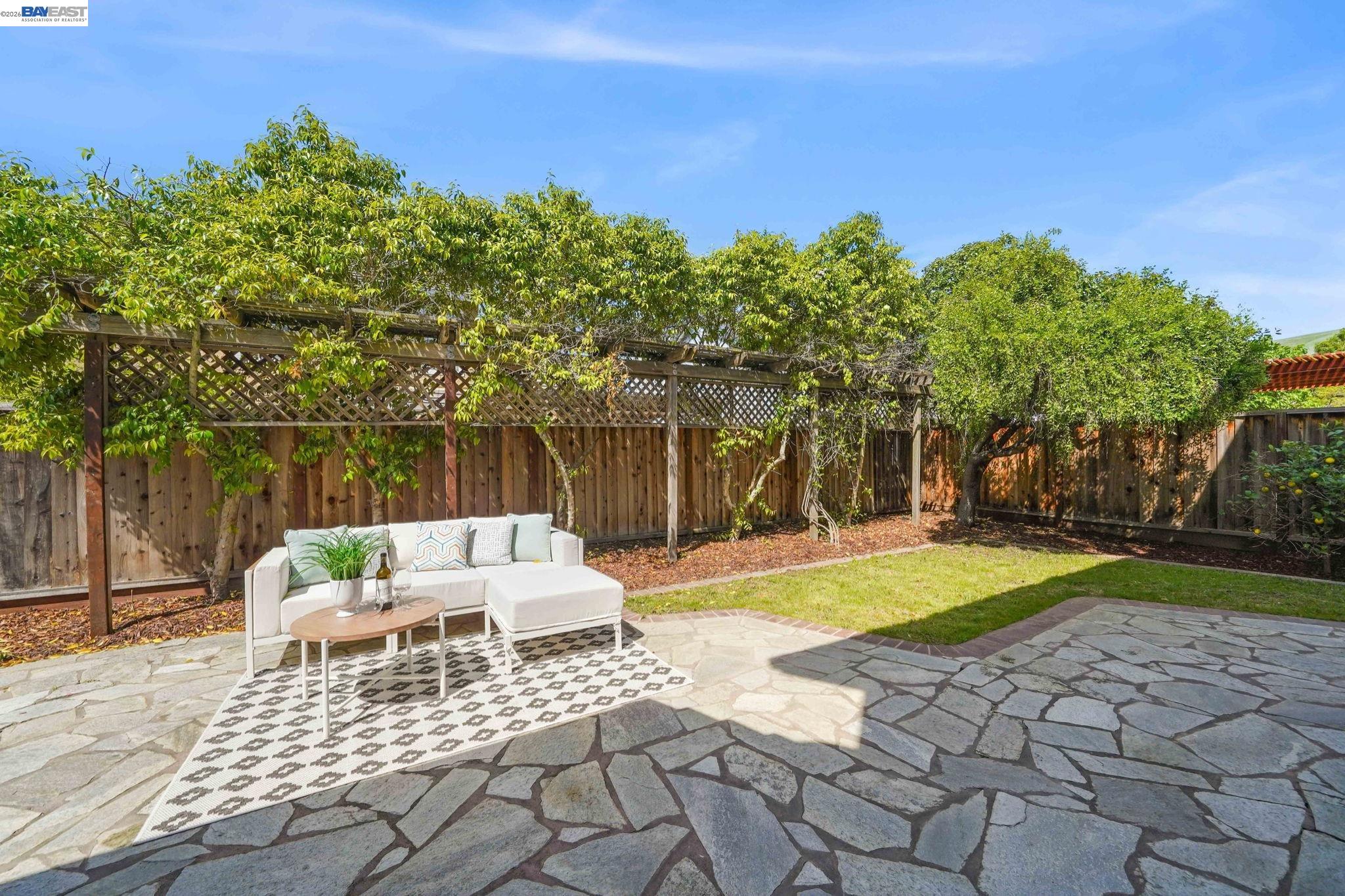 Detail Gallery Image 29 of 35 For 357 Sunnyslope Dr, Fremont,  CA 94536 - 3 Beds | 2/1 Baths