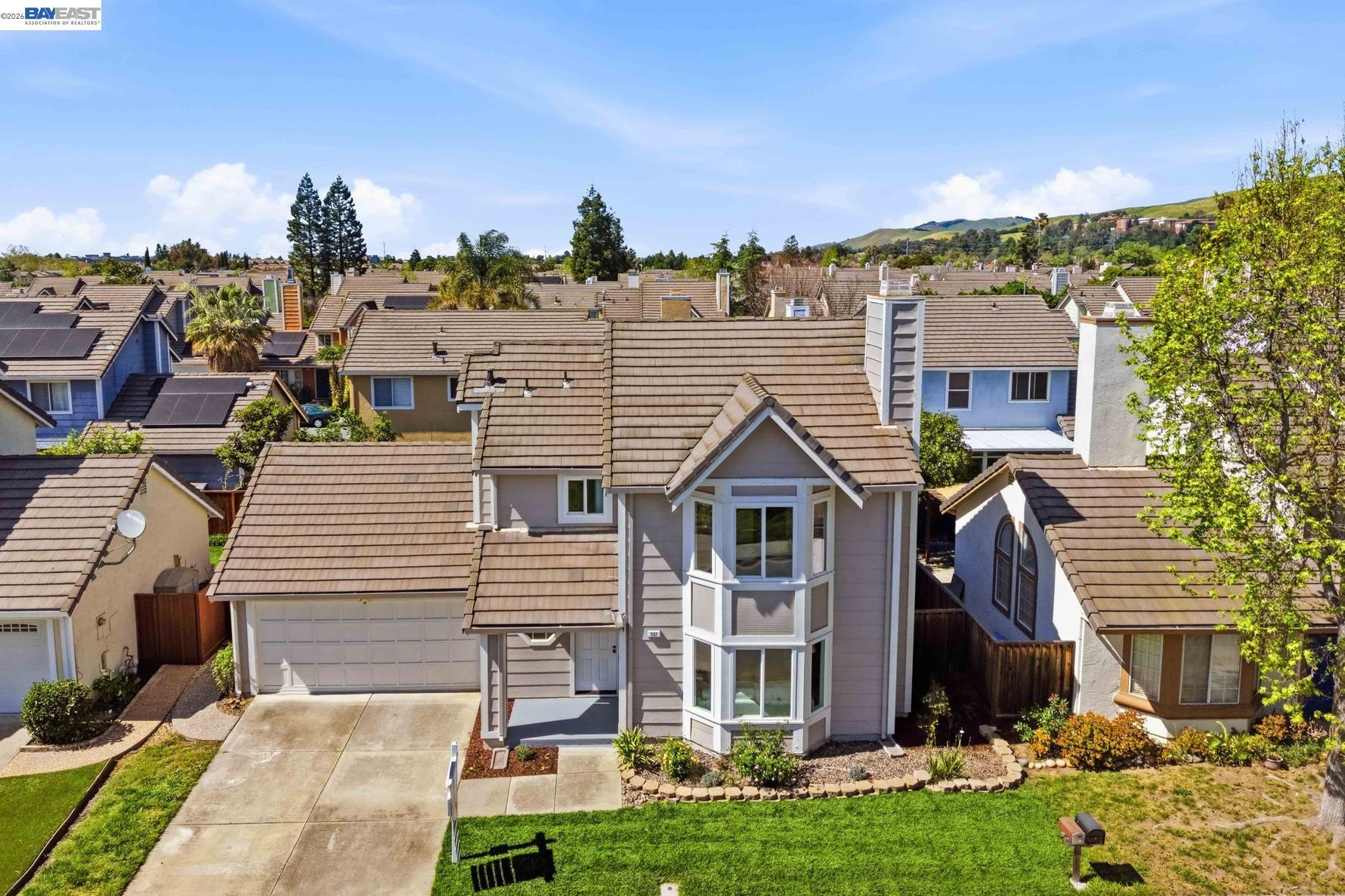 Detail Gallery Image 4 of 35 For 357 Sunnyslope Dr, Fremont,  CA 94536 - 3 Beds | 2/1 Baths