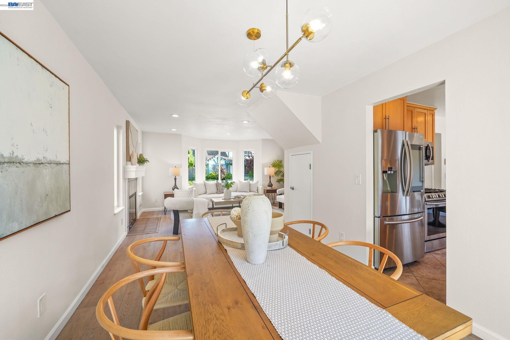 Detail Gallery Image 8 of 35 For 357 Sunnyslope Dr, Fremont,  CA 94536 - 3 Beds | 2/1 Baths