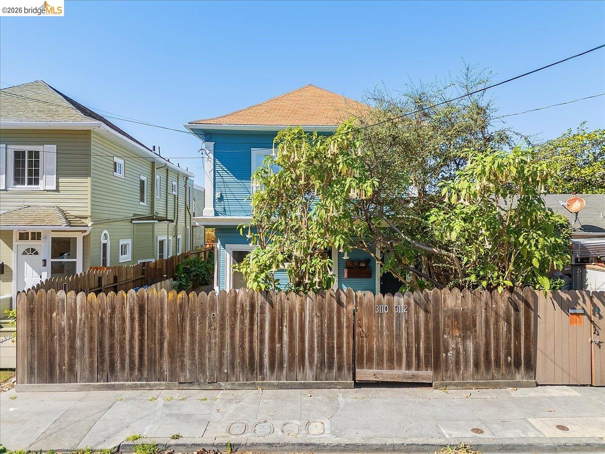 Detail Gallery Image 3 of 41 For 3110 California St, Berkeley,  CA 94703 - – Beds | – Baths