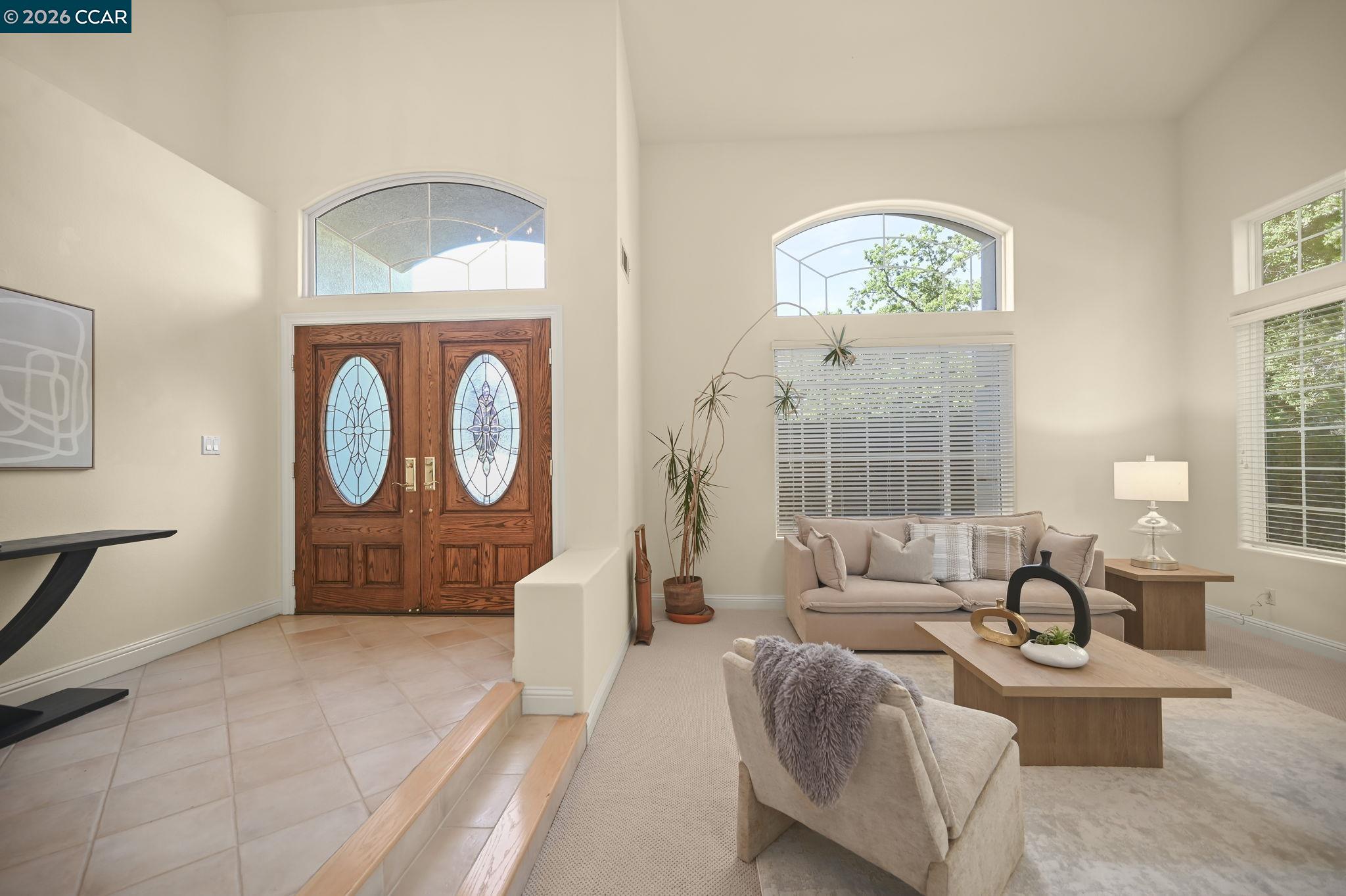 Detail Gallery Image 4 of 53 For 101 Victoria Pl, Danville,  CA 94506 - 5 Beds | 4 Baths