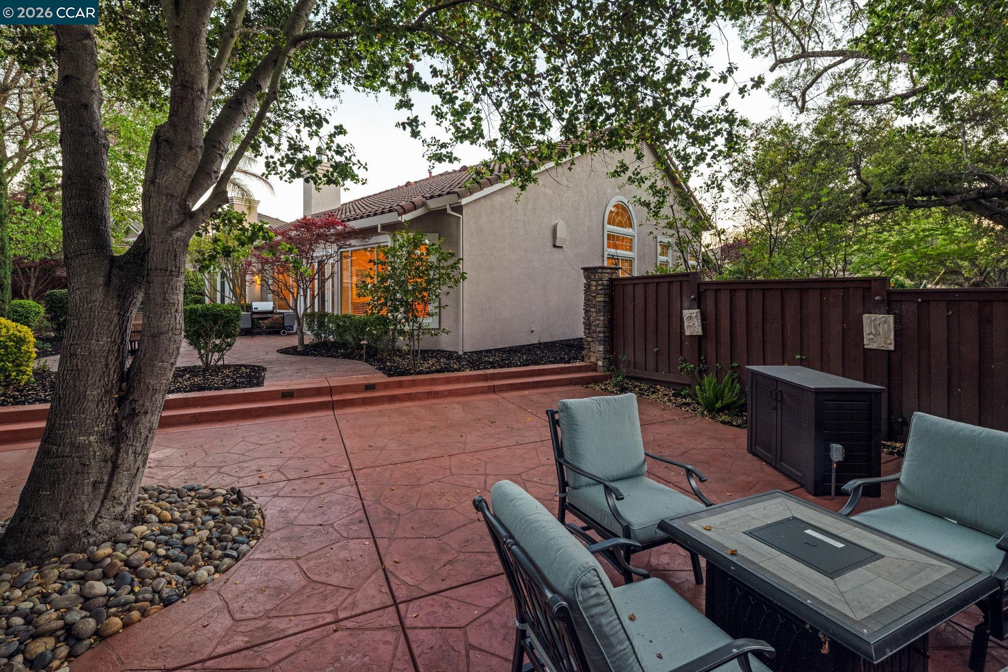 Detail Gallery Image 39 of 53 For 101 Victoria Pl, Danville,  CA 94506 - 5 Beds | 4 Baths