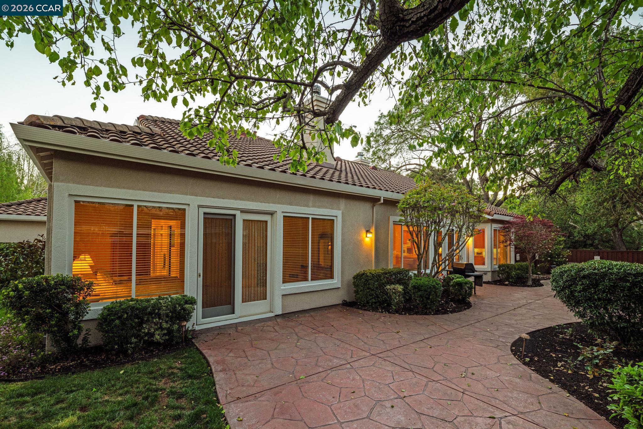 Detail Gallery Image 41 of 53 For 101 Victoria Pl, Danville,  CA 94506 - 5 Beds | 4 Baths