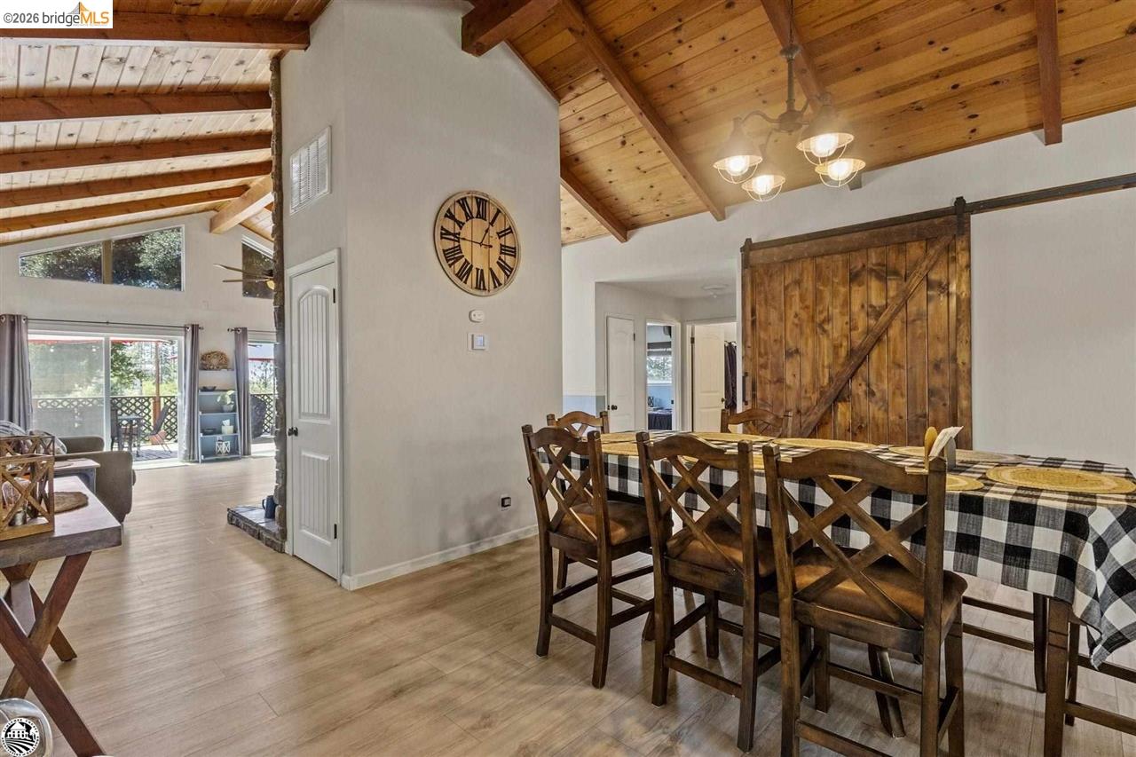 Detail Gallery Image 8 of 47 For 20580 Gerber Road, Tuolumne,  CA 95379 - 3 Beds | 2 Baths