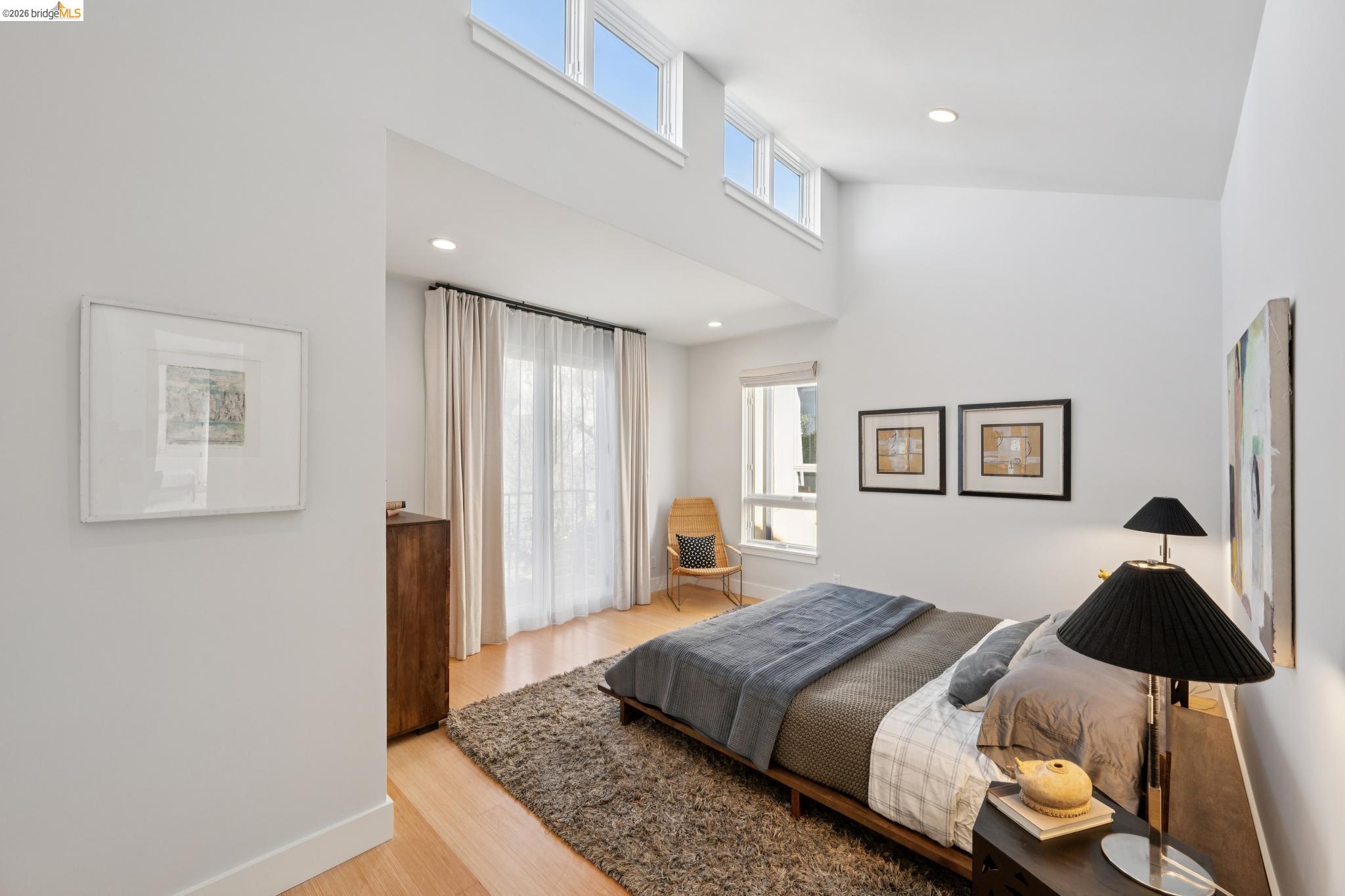 Detail Gallery Image 30 of 60 For 1126 Ocean Avenue, Oakland,  CA 94608 - 2 Beds | 2/1 Baths