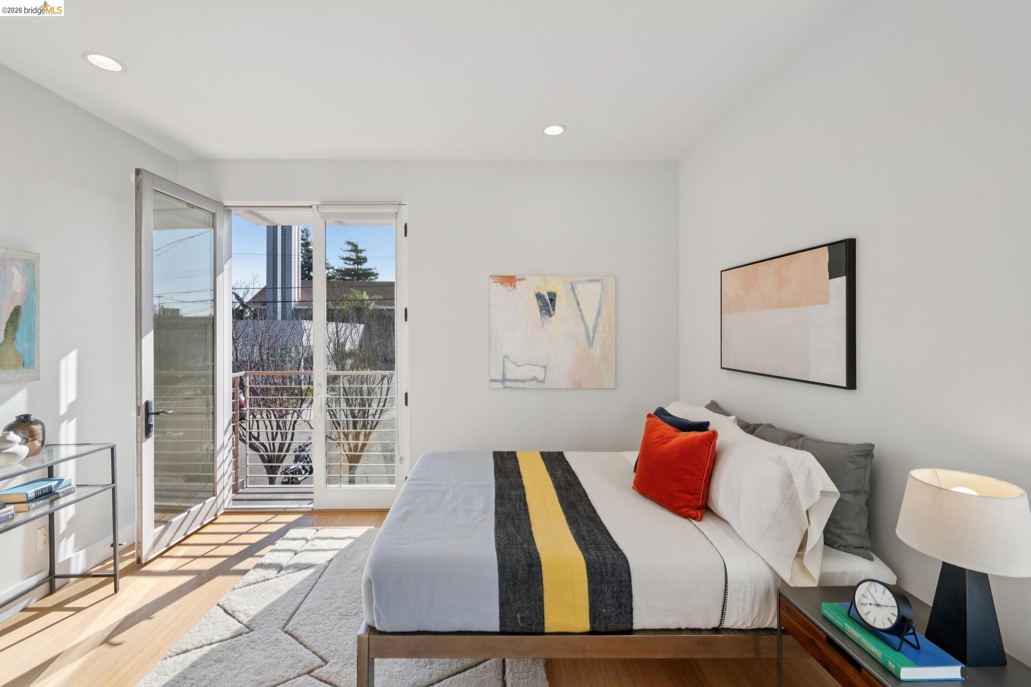 Detail Gallery Image 46 of 60 For 1126 Ocean Avenue, Oakland,  CA 94608 - 2 Beds | 2/1 Baths