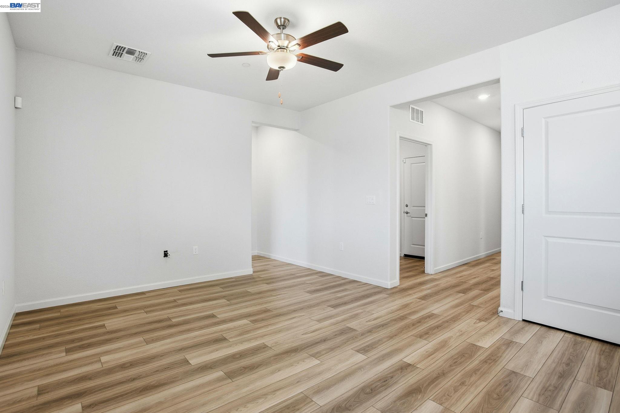 Detail Gallery Image 12 of 43 For 2055 Stars Dr, Rio Vista,  CA 94571 - 2 Beds | 2 Baths