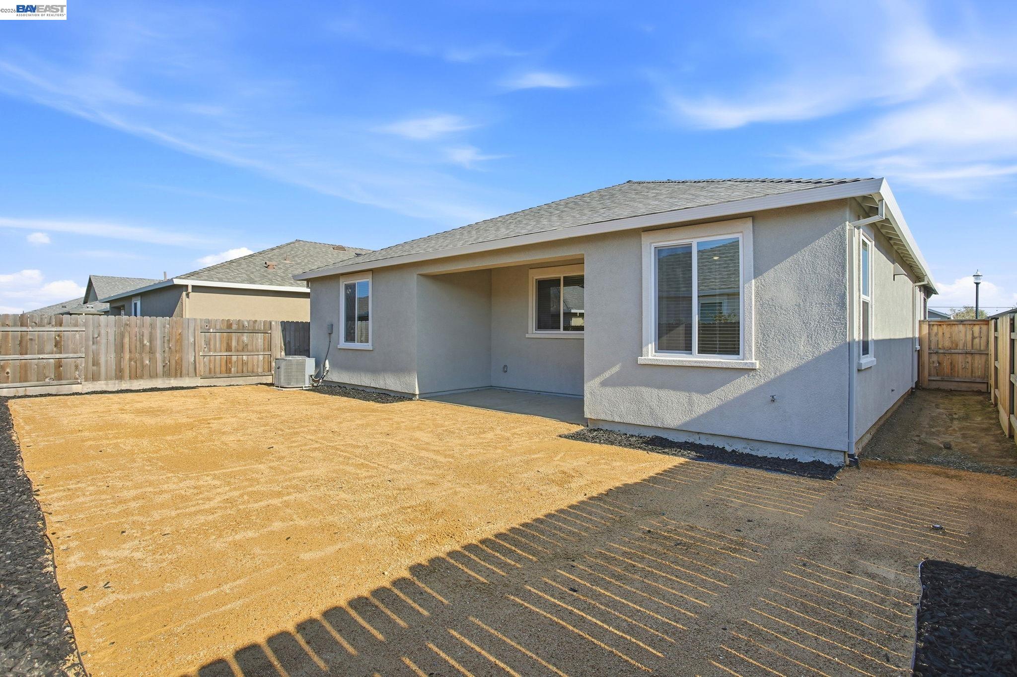 Detail Gallery Image 38 of 43 For 2055 Stars Dr, Rio Vista,  CA 94571 - 2 Beds | 2 Baths