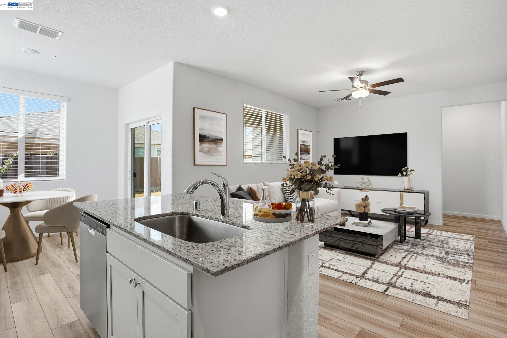 Detail Gallery Image 5 of 43 For 2055 Stars Dr, Rio Vista,  CA 94571 - 2 Beds | 2 Baths