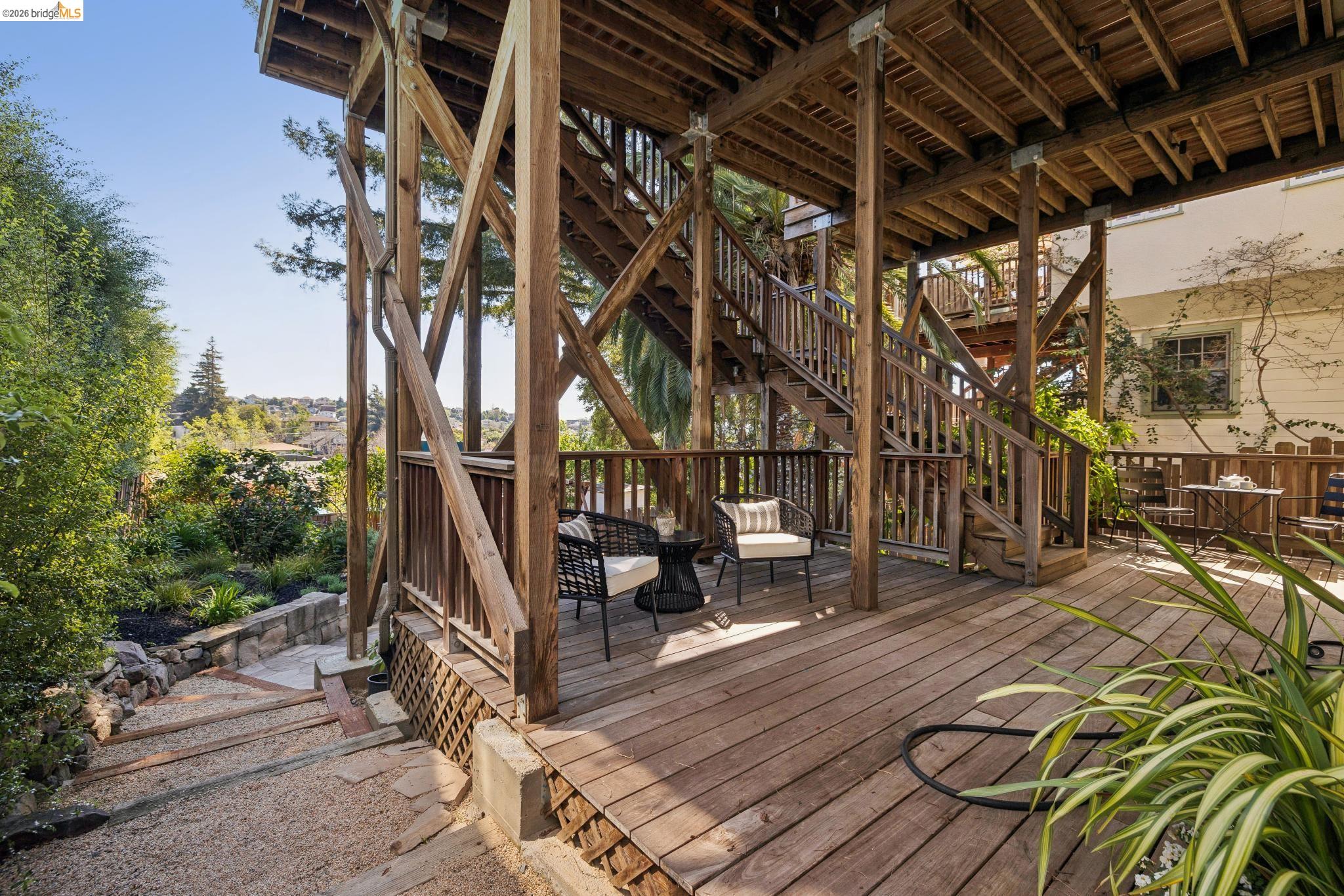 Detail Gallery Image 33 of 49 For 254 Wildwood Ave, Piedmont,  CA 94610 - 4 Beds | 3 Baths