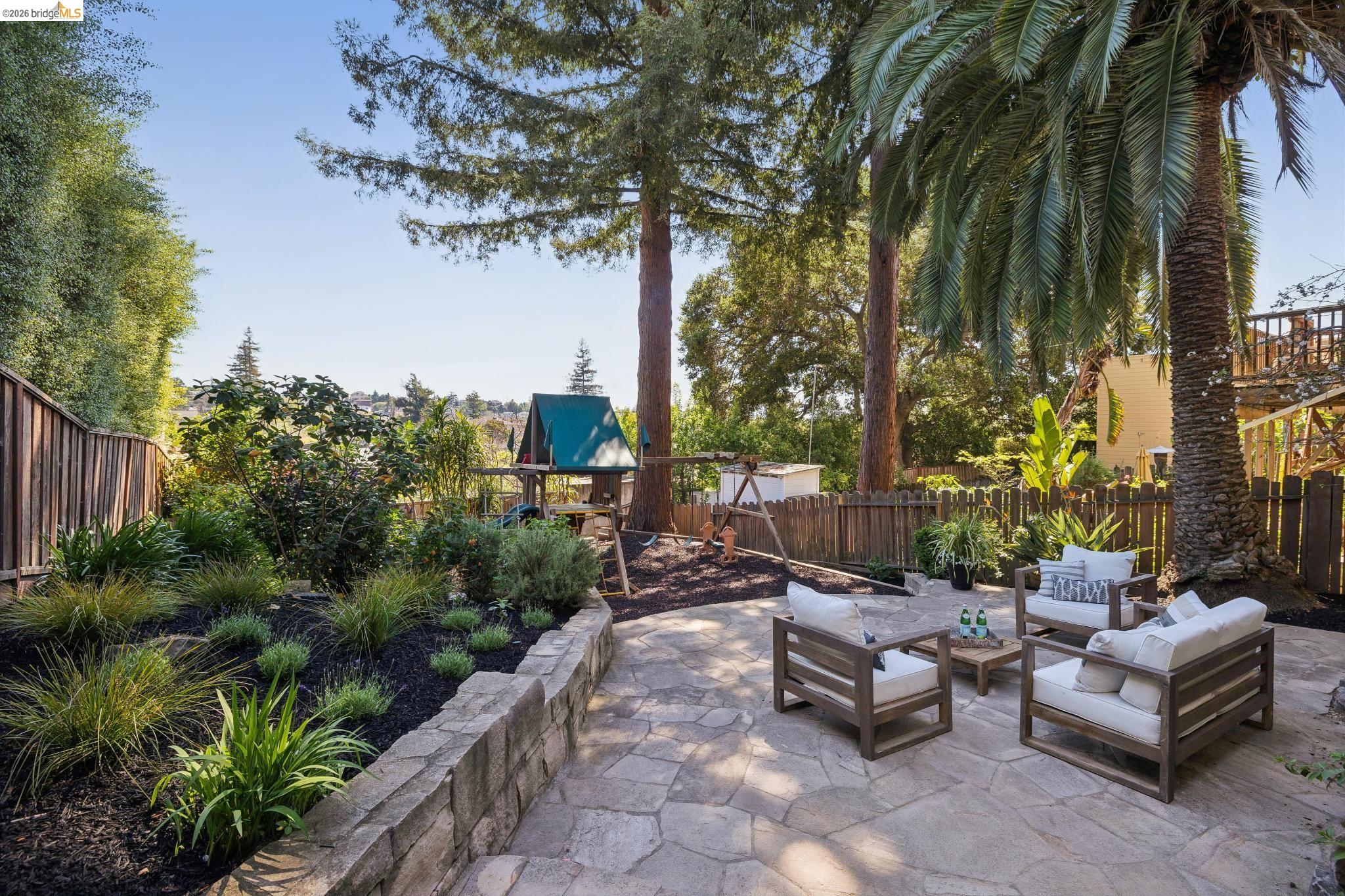 Detail Gallery Image 35 of 49 For 254 Wildwood Ave, Piedmont,  CA 94610 - 4 Beds | 3 Baths