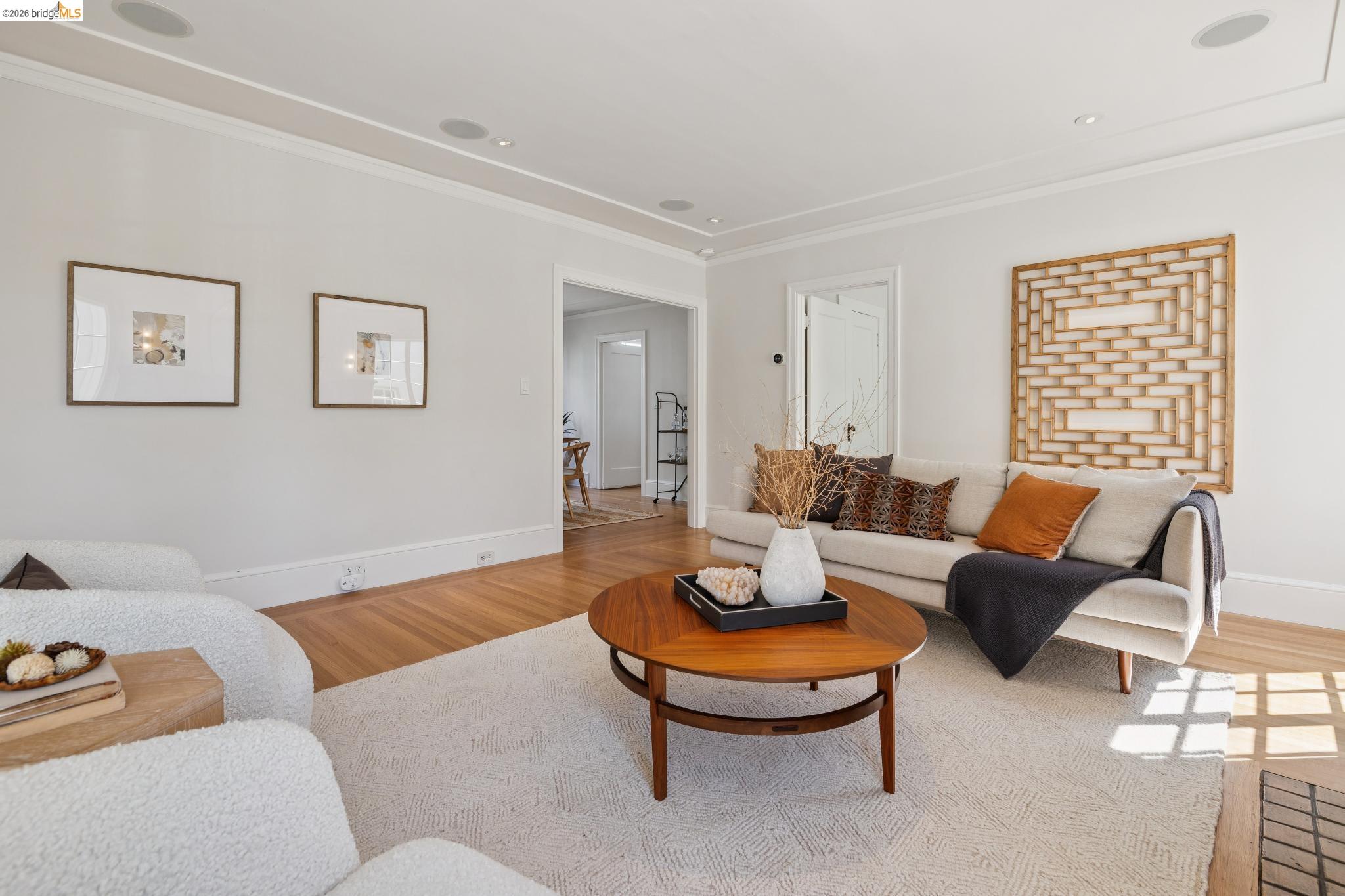 Detail Gallery Image 7 of 49 For 254 Wildwood Ave, Piedmont,  CA 94610 - 4 Beds | 3 Baths