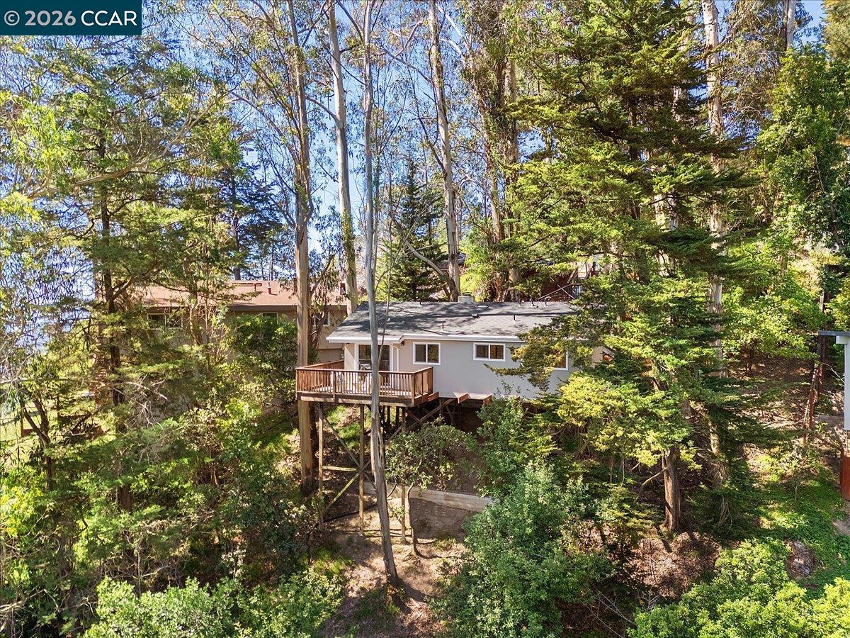 Detail Gallery Image 41 of 48 For 5924 Balboa Dr, Oakland,  CA 94611 - 2 Beds | 2 Baths