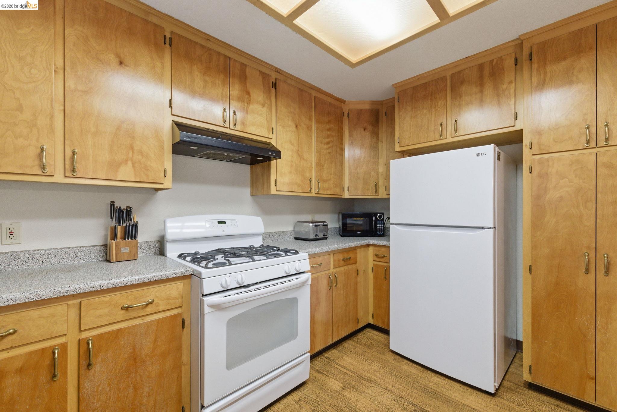 Detail Gallery Image 12 of 50 For 28525 S Stan Ct, Strawberry,  CA 95364 - 3 Beds | 2 Baths