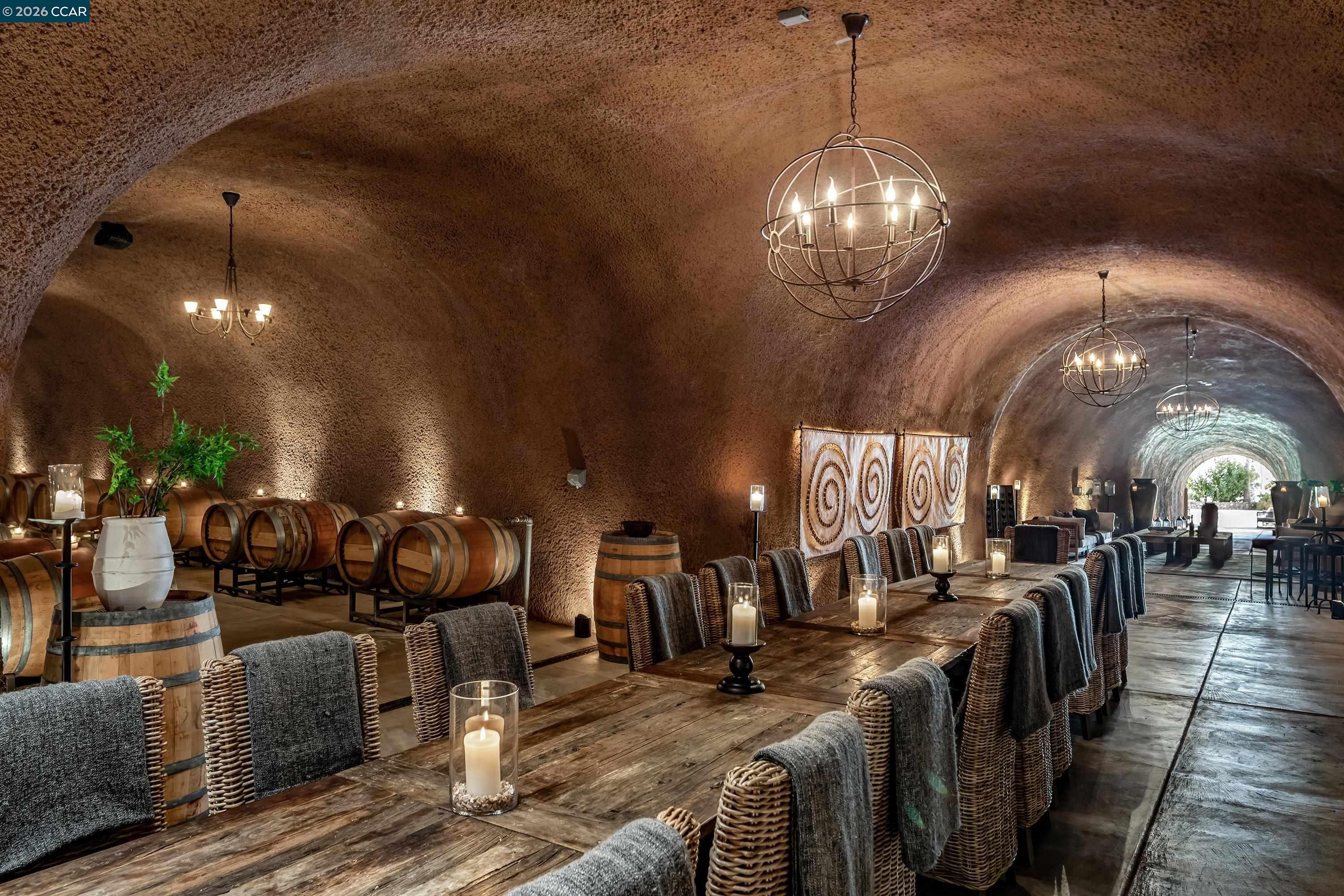 Detail Gallery Image 35 of 56 For 4377 Warm Springs Rd, Glen Ellen,  CA 95442 - 4 Beds | 8/2 Baths