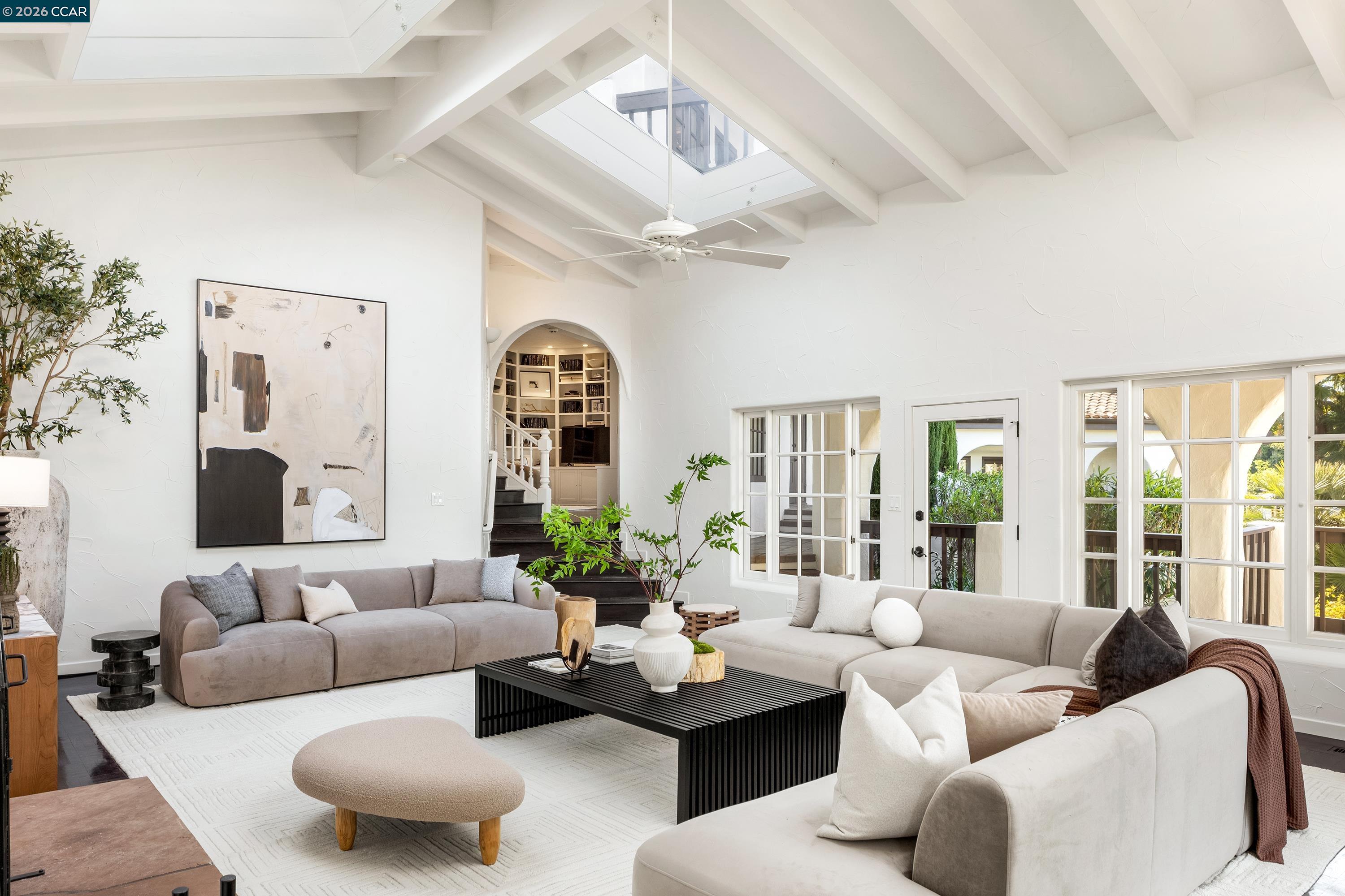 Detail Gallery Image 8 of 56 For 4377 Warm Springs Rd, Glen Ellen,  CA 95442 - 4 Beds | 8/2 Baths