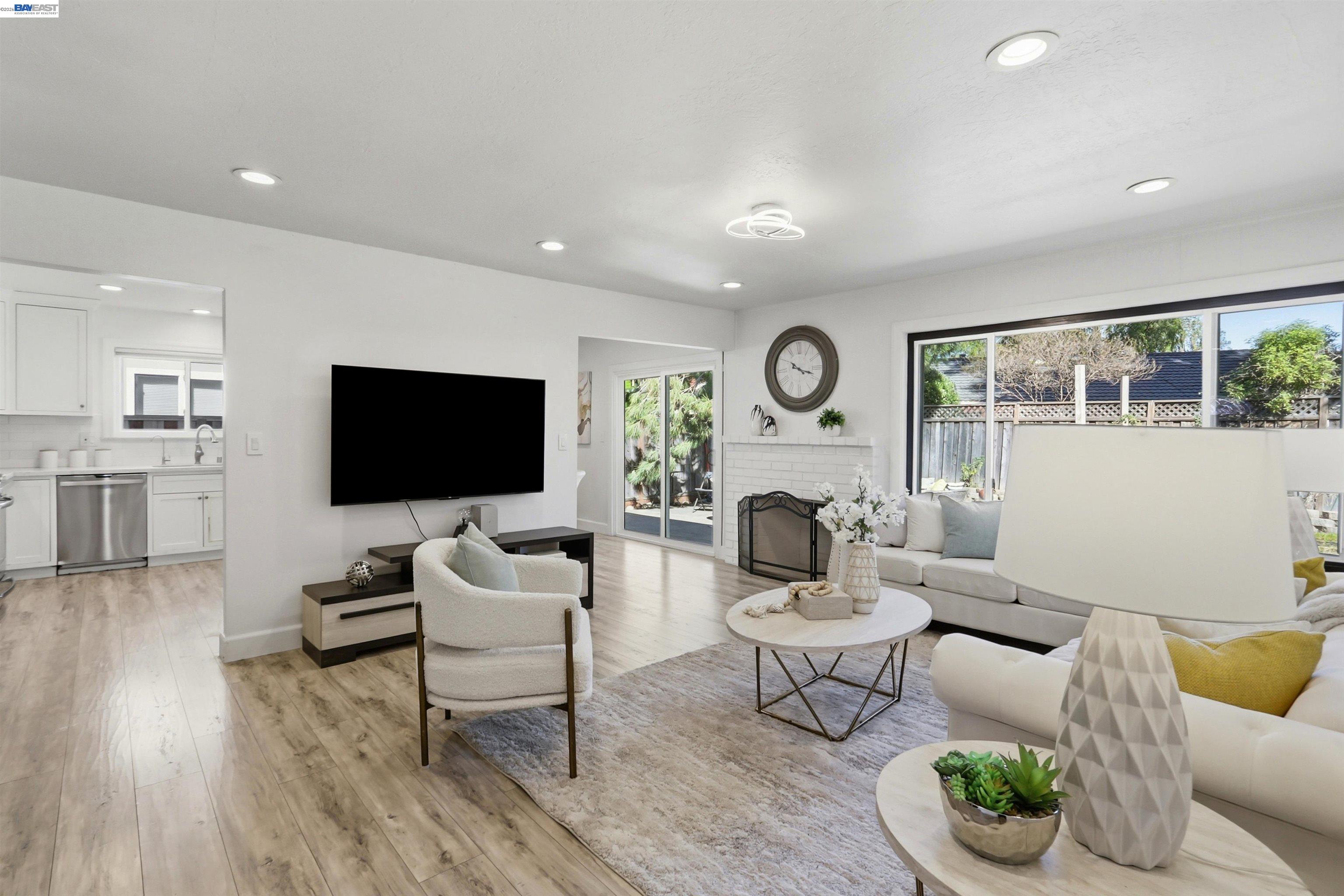 Detail Gallery Image 11 of 39 For 4972 Minas Dr, San Jose,  CA 95136 - 3 Beds | 2 Baths