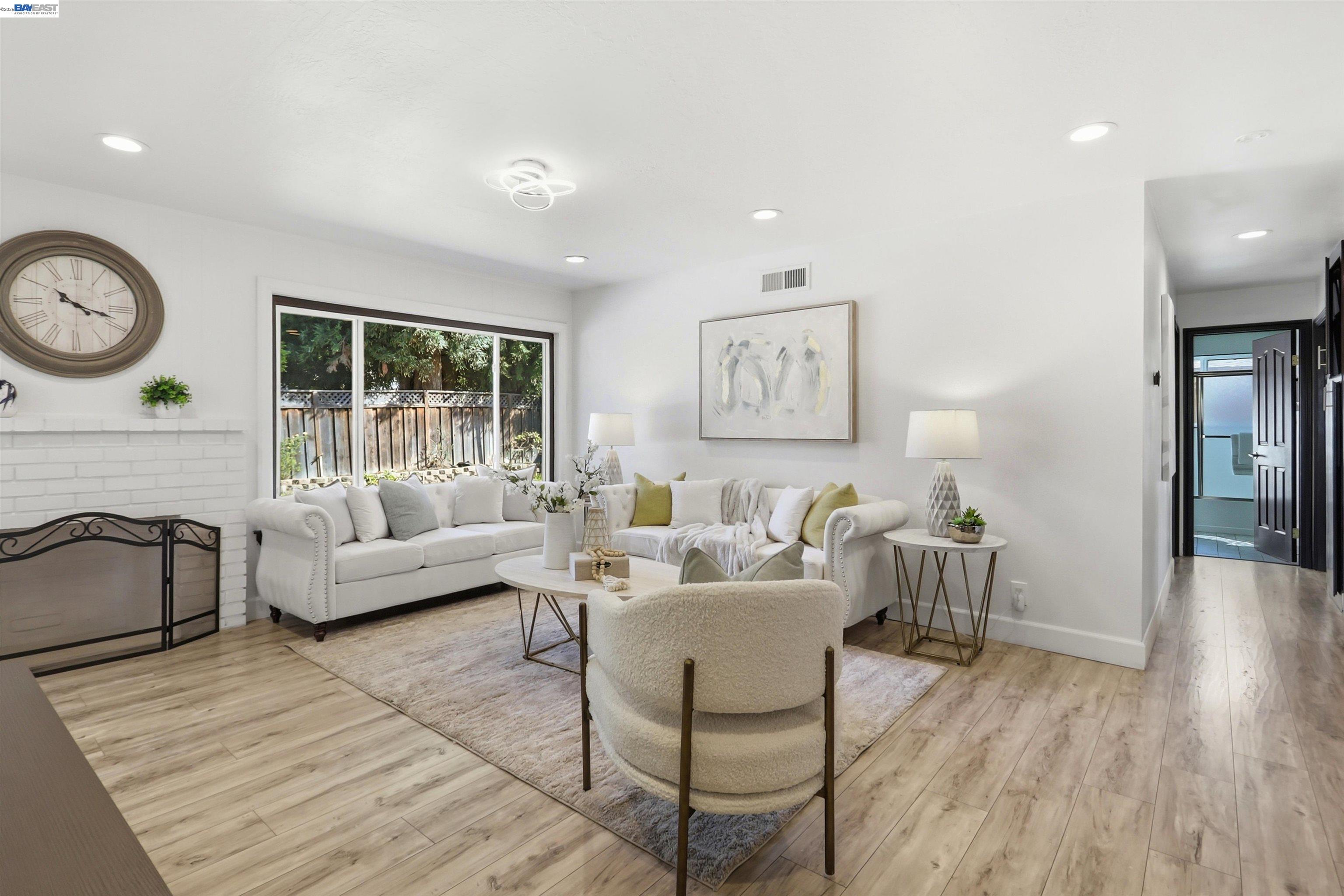 Detail Gallery Image 12 of 39 For 4972 Minas Dr, San Jose,  CA 95136 - 3 Beds | 2 Baths