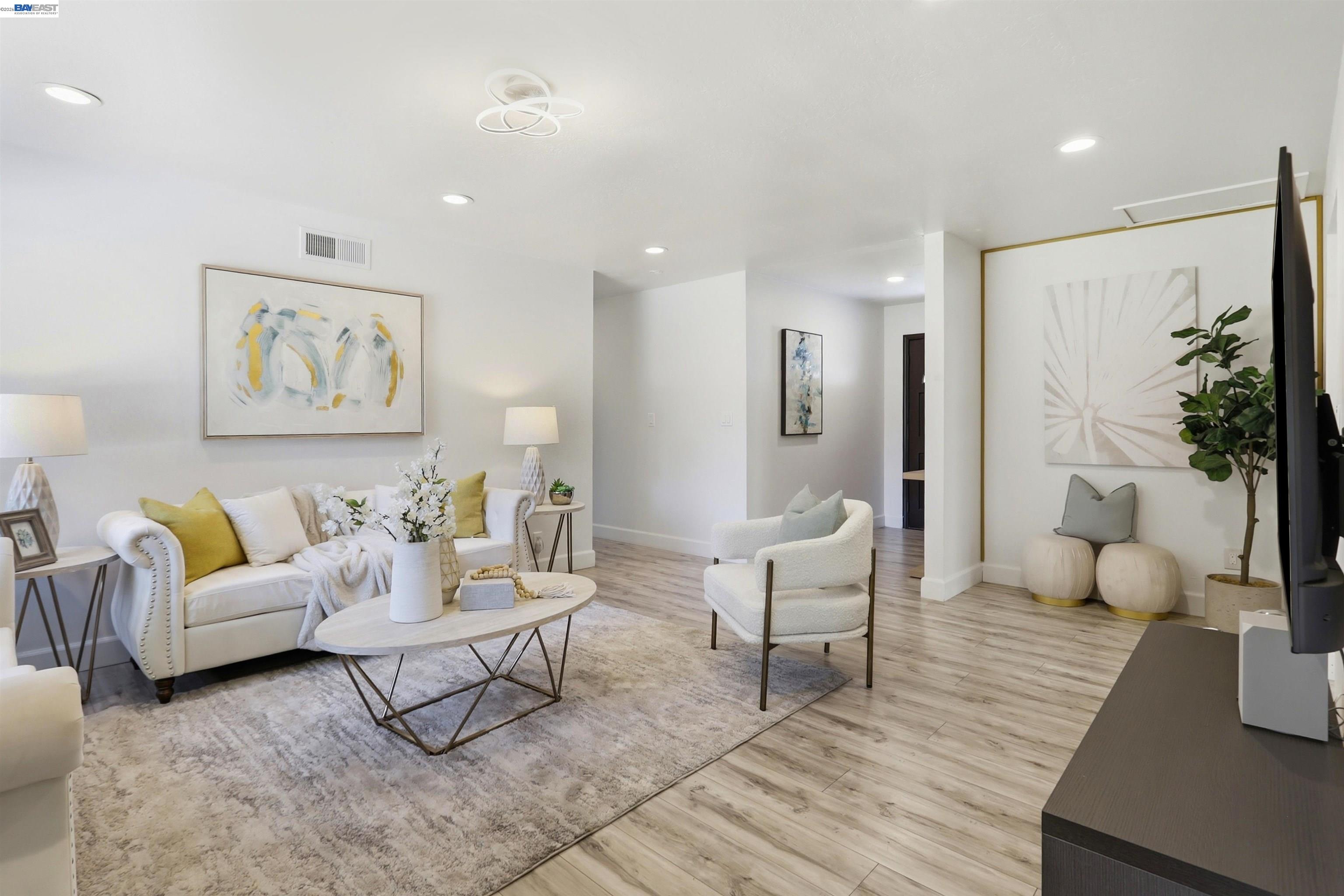 Detail Gallery Image 13 of 39 For 4972 Minas Dr, San Jose,  CA 95136 - 3 Beds | 2 Baths