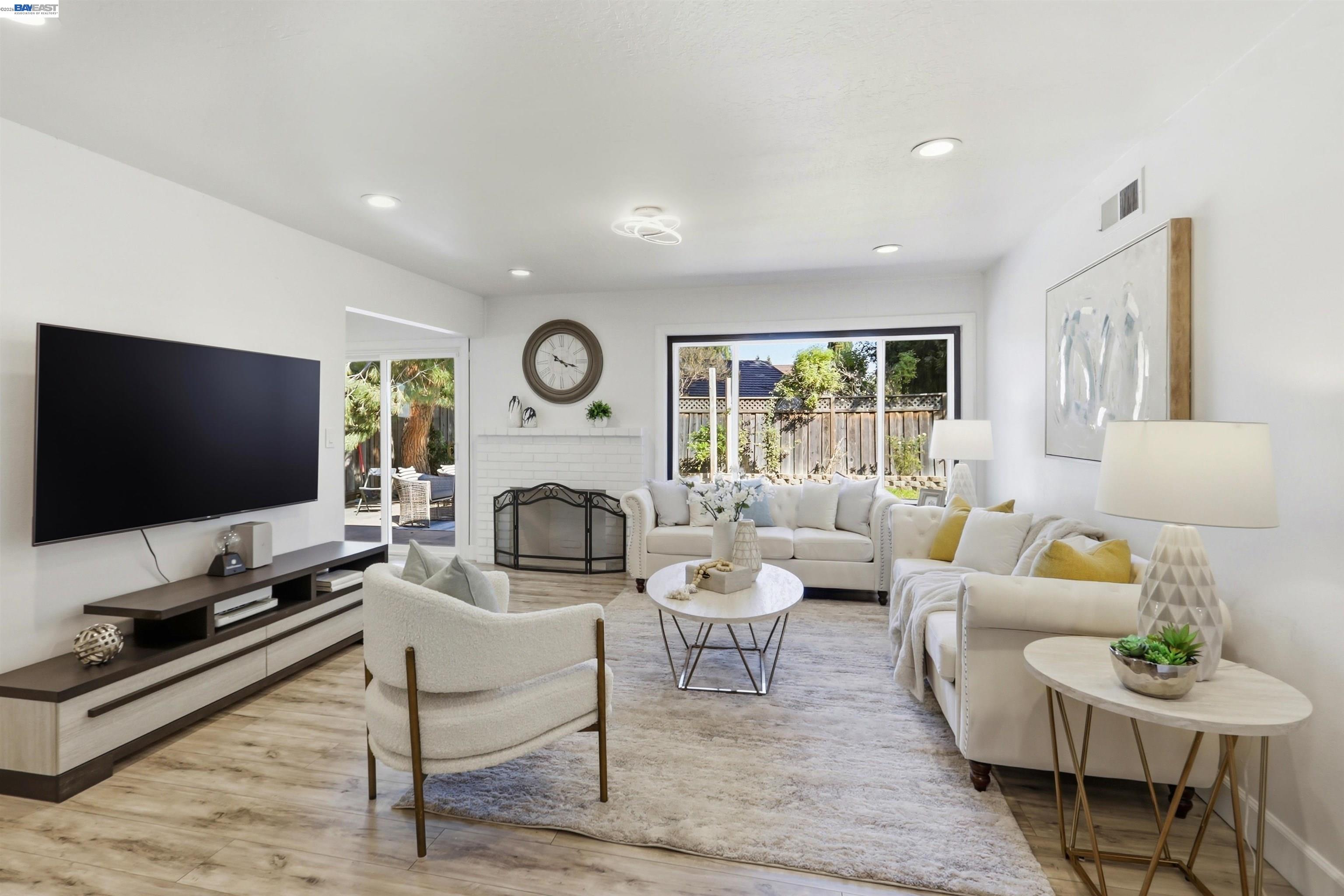 Detail Gallery Image 10 of 39 For 4972 Minas Dr, San Jose,  CA 95136 - 3 Beds | 2 Baths