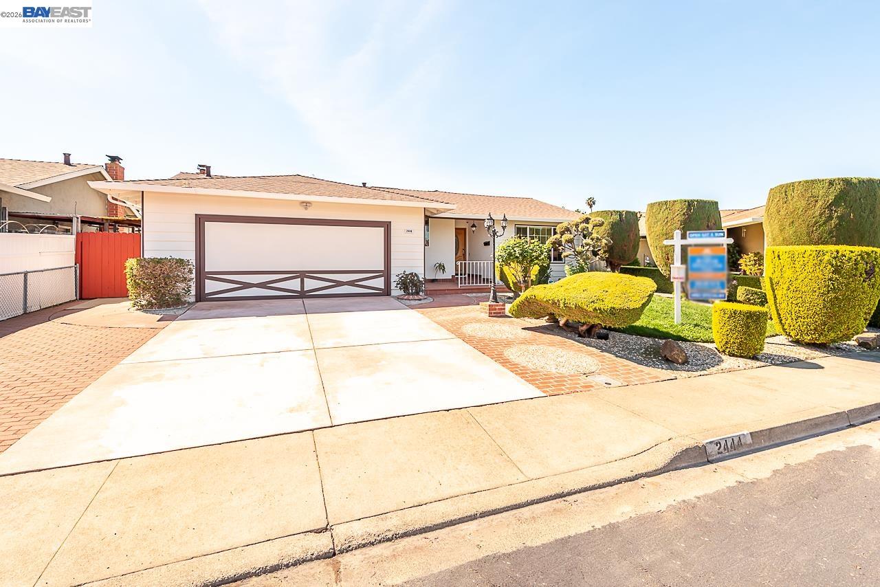 Detail Gallery Image 2 of 60 For 2444 Douglas St, Union City,  CA 94587 - 4 Beds | 2 Baths