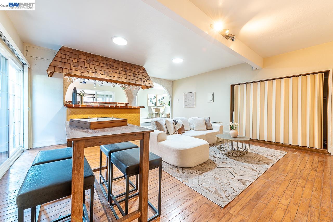 Detail Gallery Image 30 of 60 For 2444 Douglas St, Union City,  CA 94587 - 4 Beds | 2 Baths