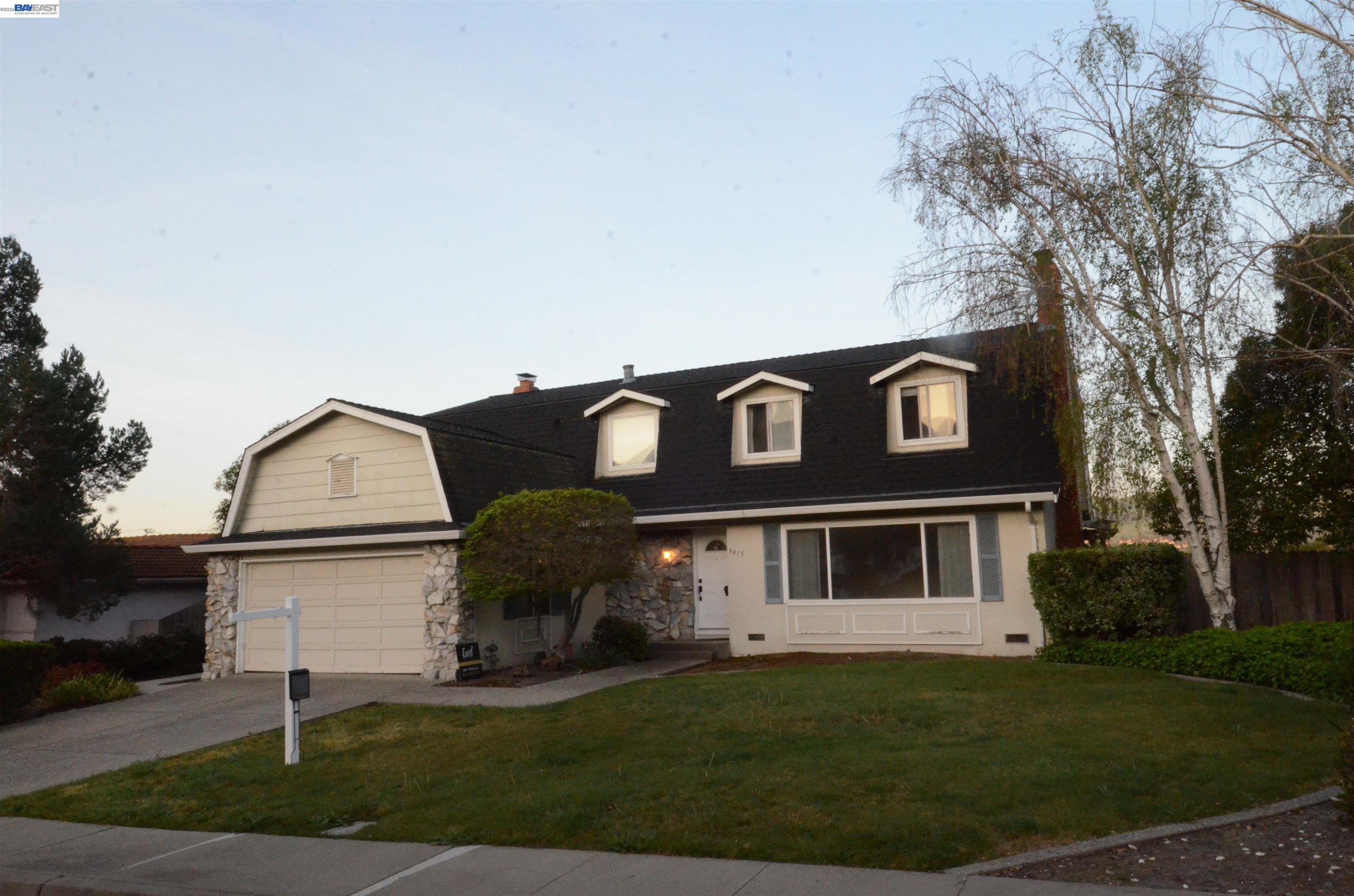 Detail Gallery Image 2 of 30 For 9415 Alcosta Blvd, San Ramon,  CA 94583 - 4 Beds | 2/1 Baths