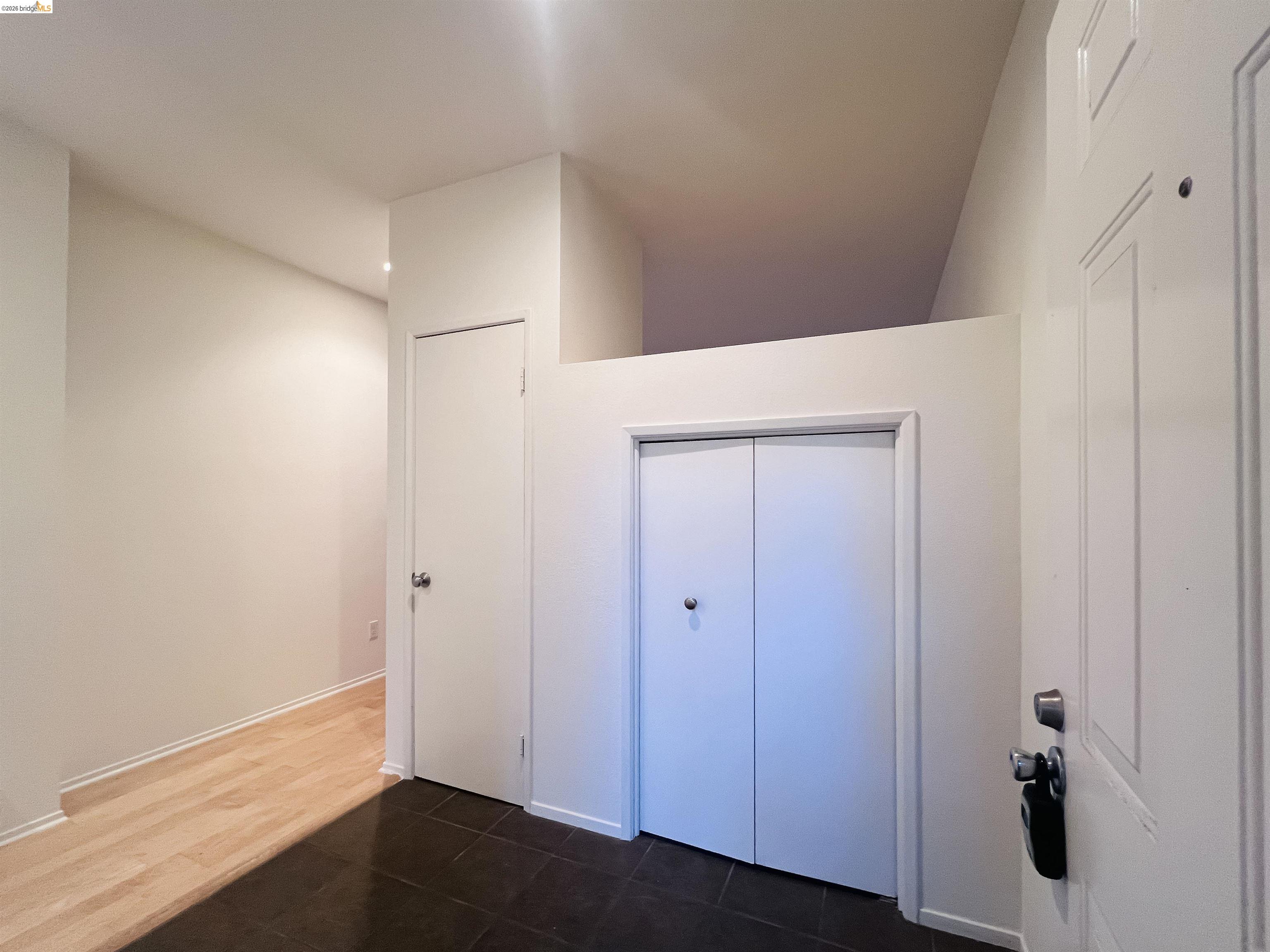 Photo #8: 41127697 Listing: Photo #8