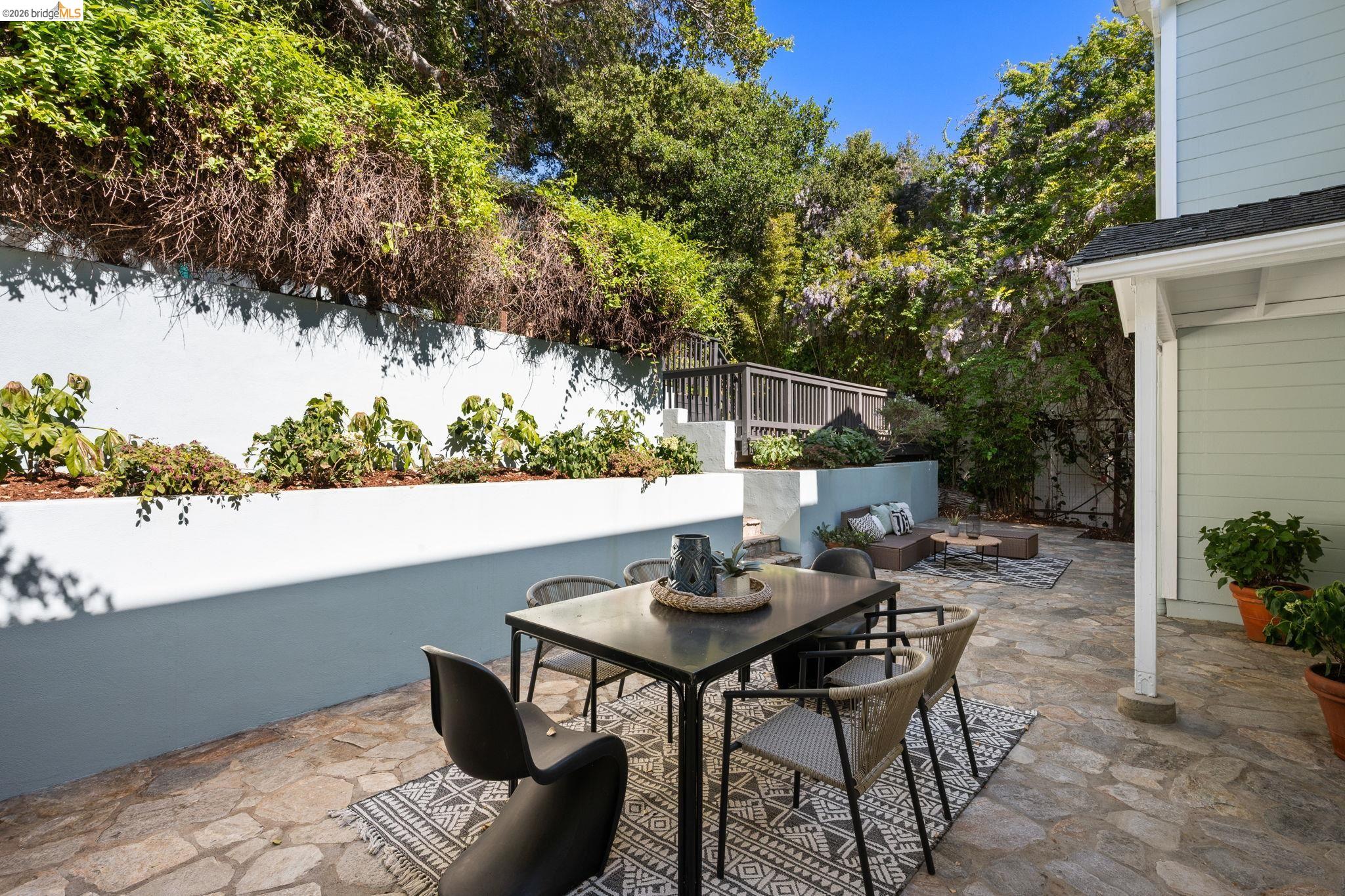 Detail Gallery Image 37 of 49 For 765 San Diego Rd, Berkeley,  CA 94707-2025 - 4 Beds | 4 Baths