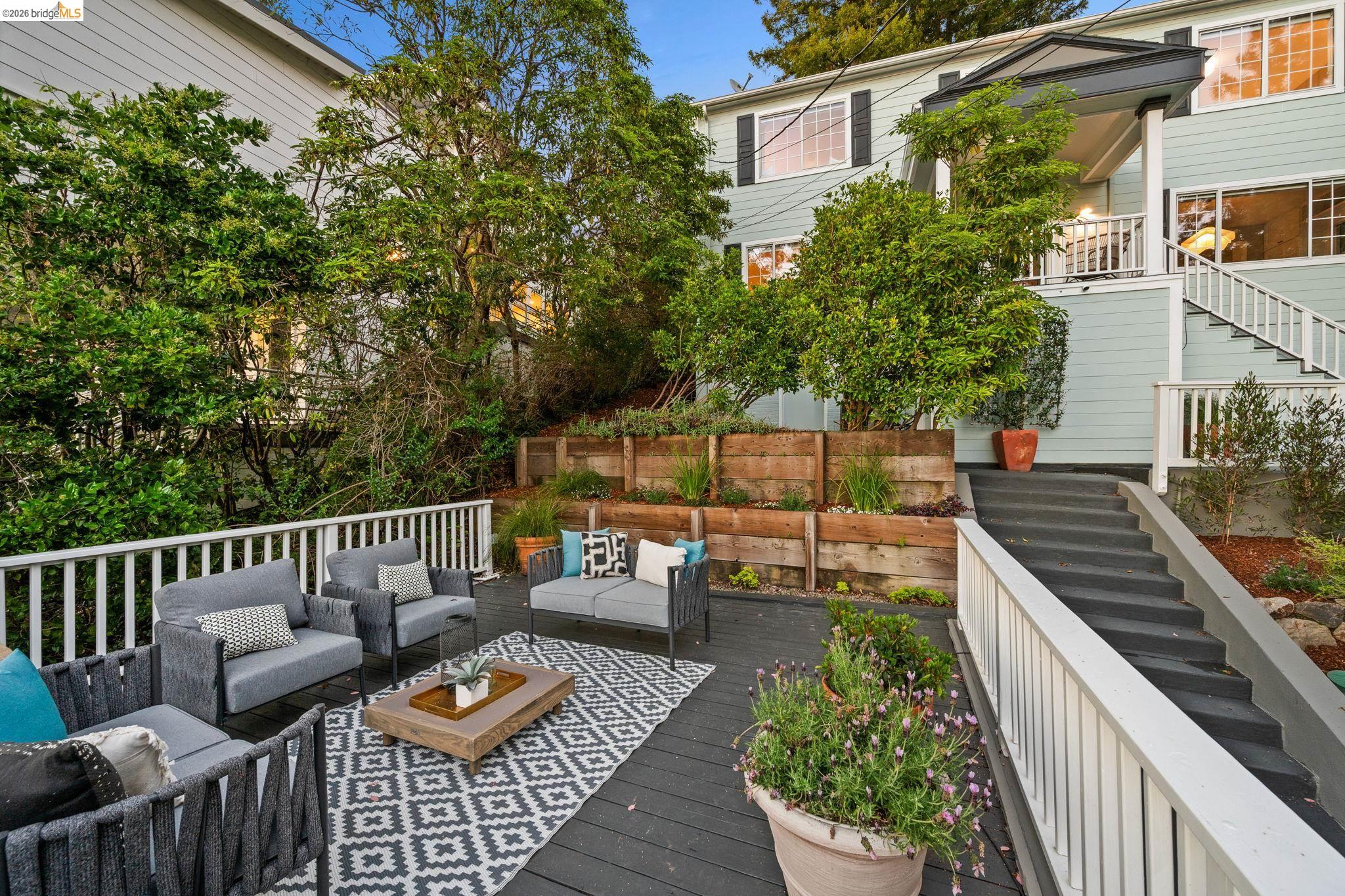 Detail Gallery Image 49 of 49 For 765 San Diego Rd, Berkeley,  CA 94707-2025 - 4 Beds | 4 Baths