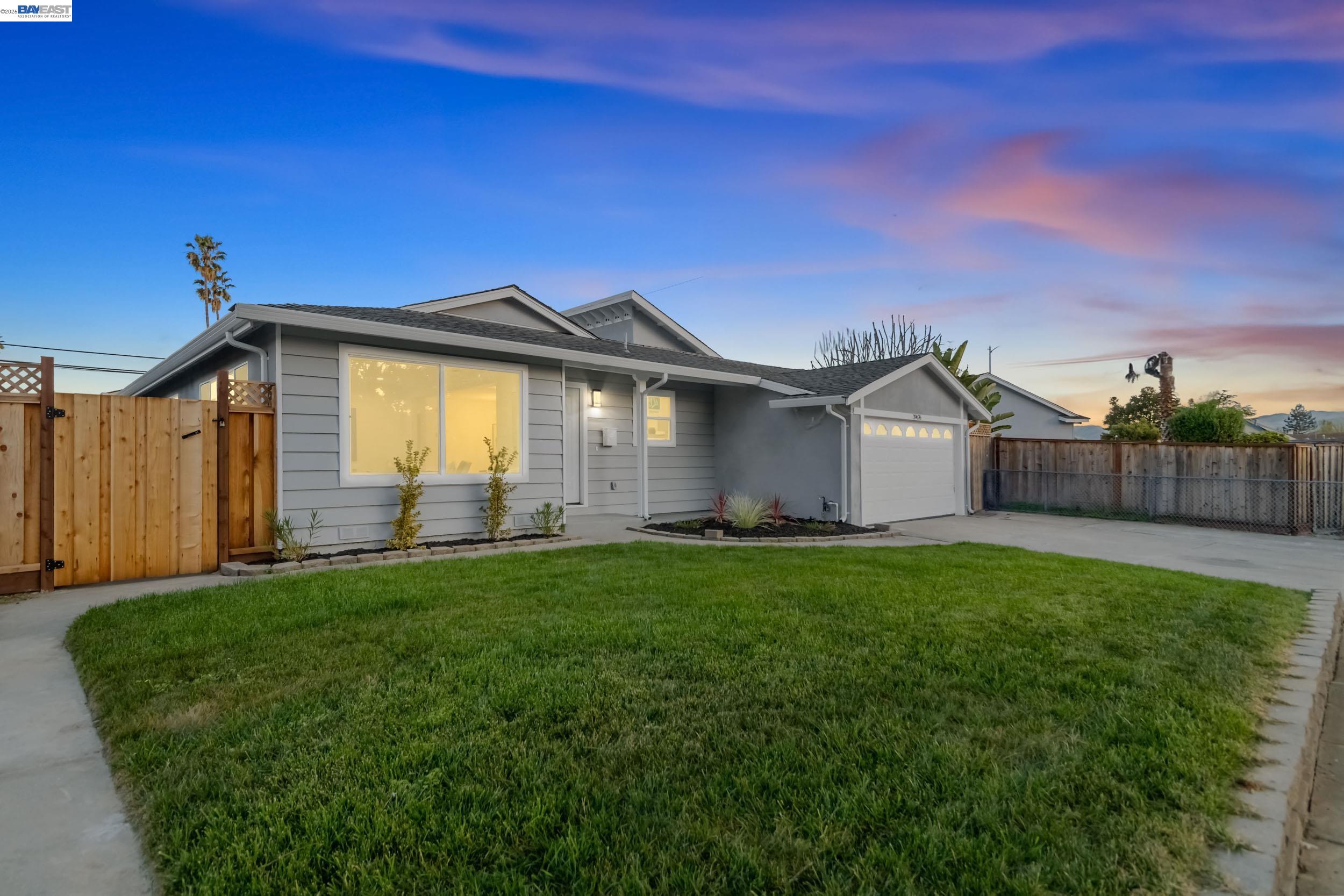 Detail Gallery Image 2 of 36 For 39676 Bruning St, Fremont,  CA 94538 - 4 Beds | 2 Baths