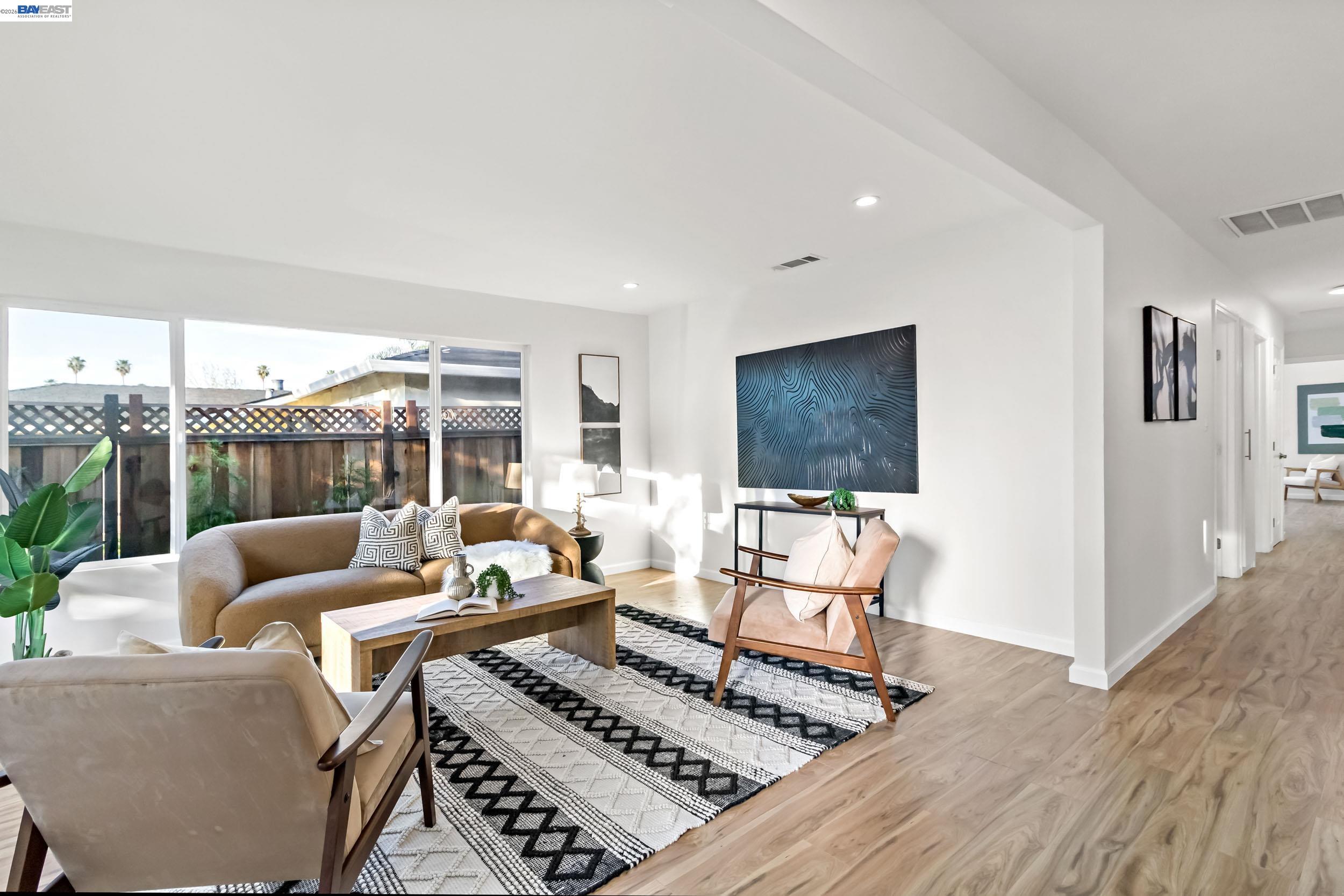 Detail Gallery Image 5 of 36 For 39676 Bruning St, Fremont,  CA 94538 - 4 Beds | 2 Baths