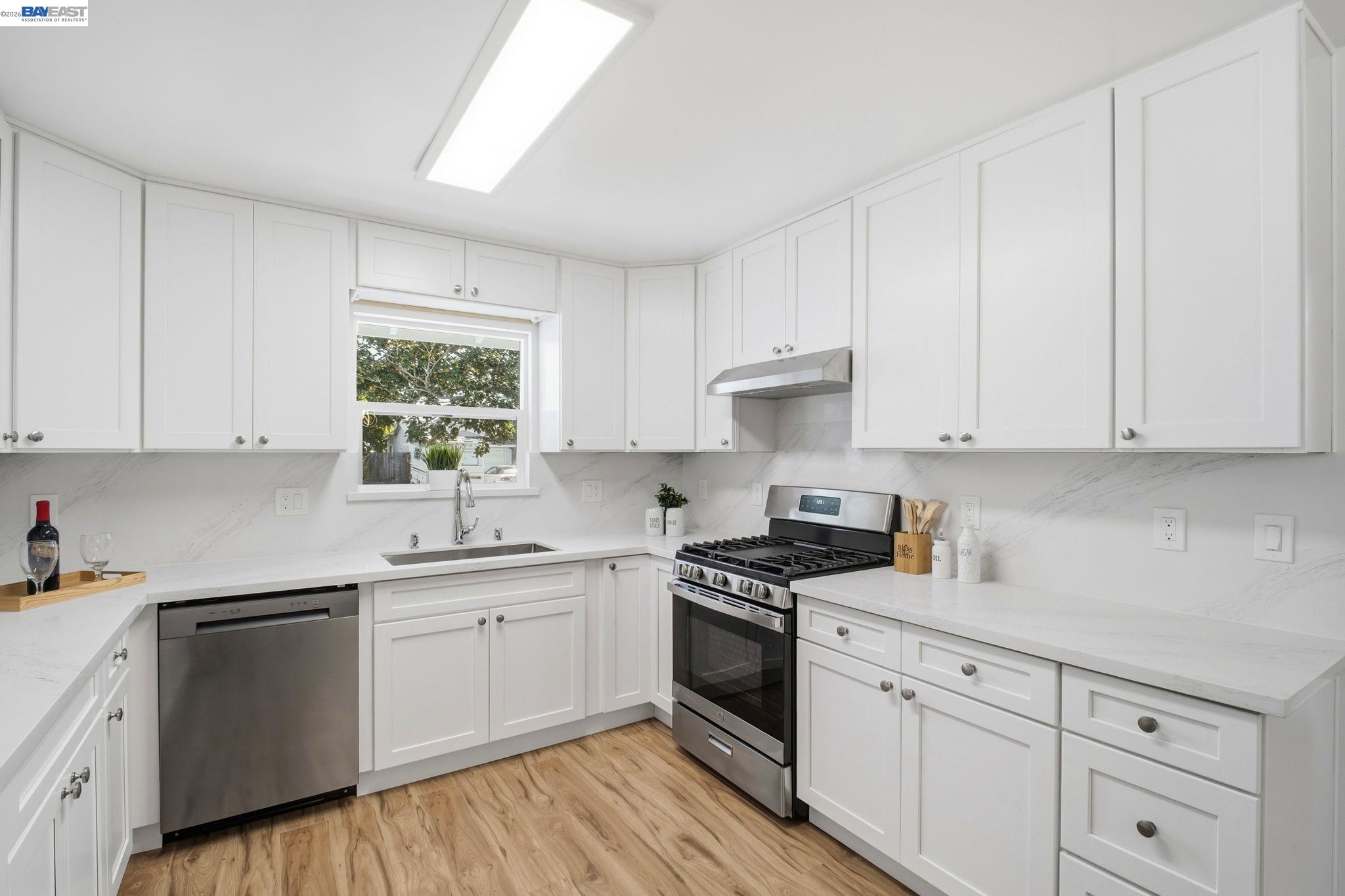 Detail Gallery Image 10 of 36 For 39676 Bruning St, Fremont,  CA 94538 - 4 Beds | 2 Baths