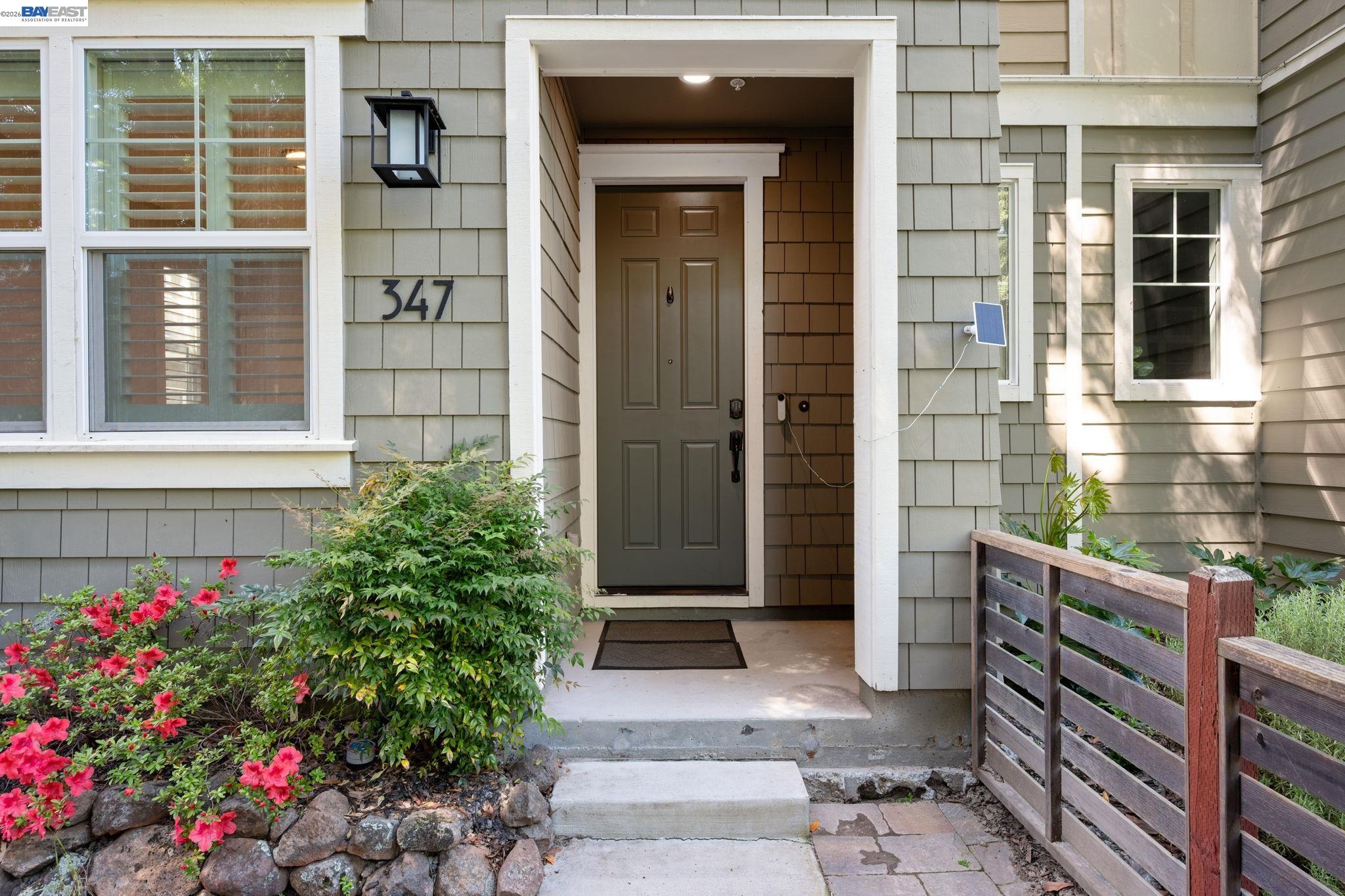 Detail Gallery Image 2 of 44 For 347 Skyforest Way, Scotts Valley,  CA 95066 - 4 Beds | 3/1 Baths